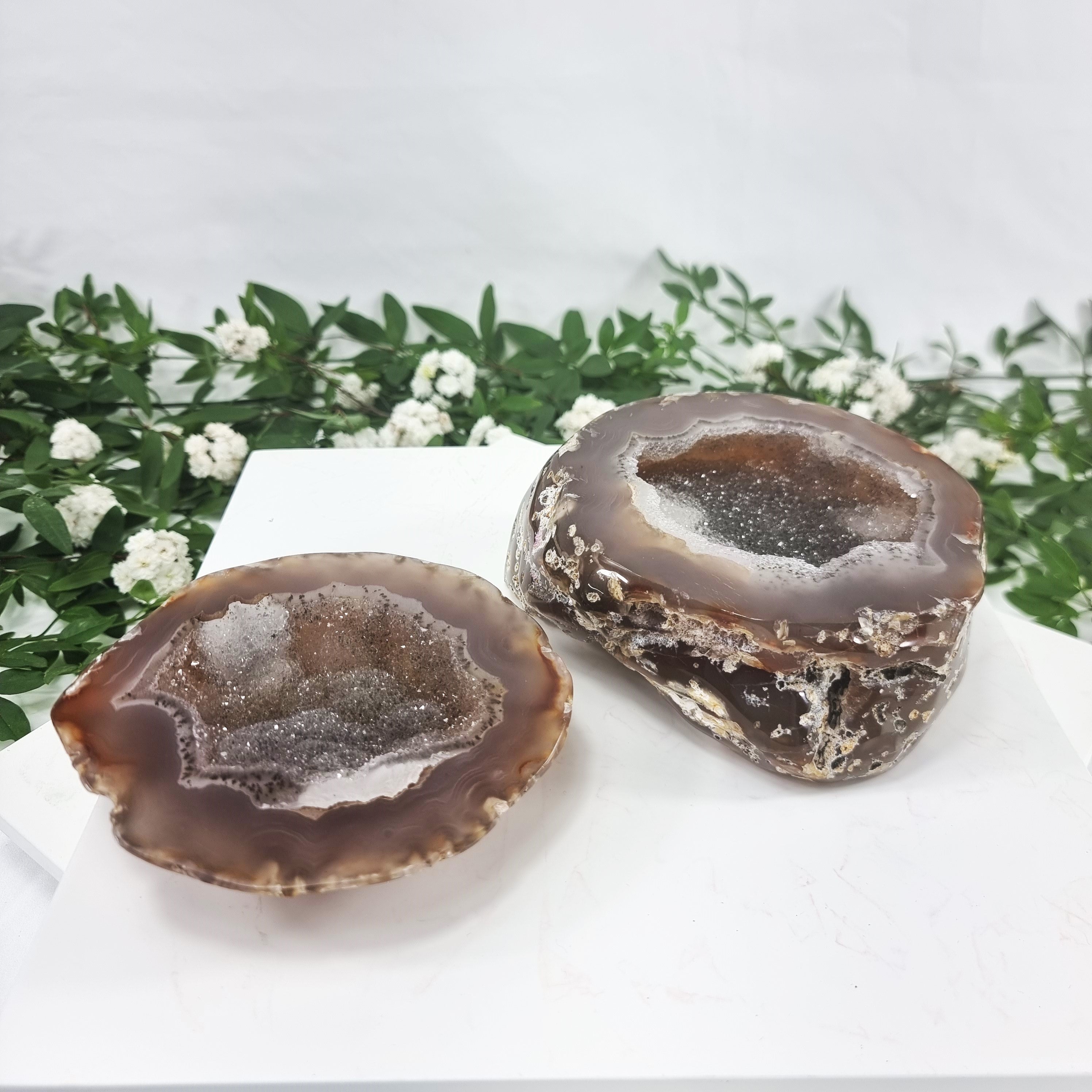 Quality Agate Geode "Jewelry Box", 3.59 lbs & 3.54" Tall #by Brcrystals