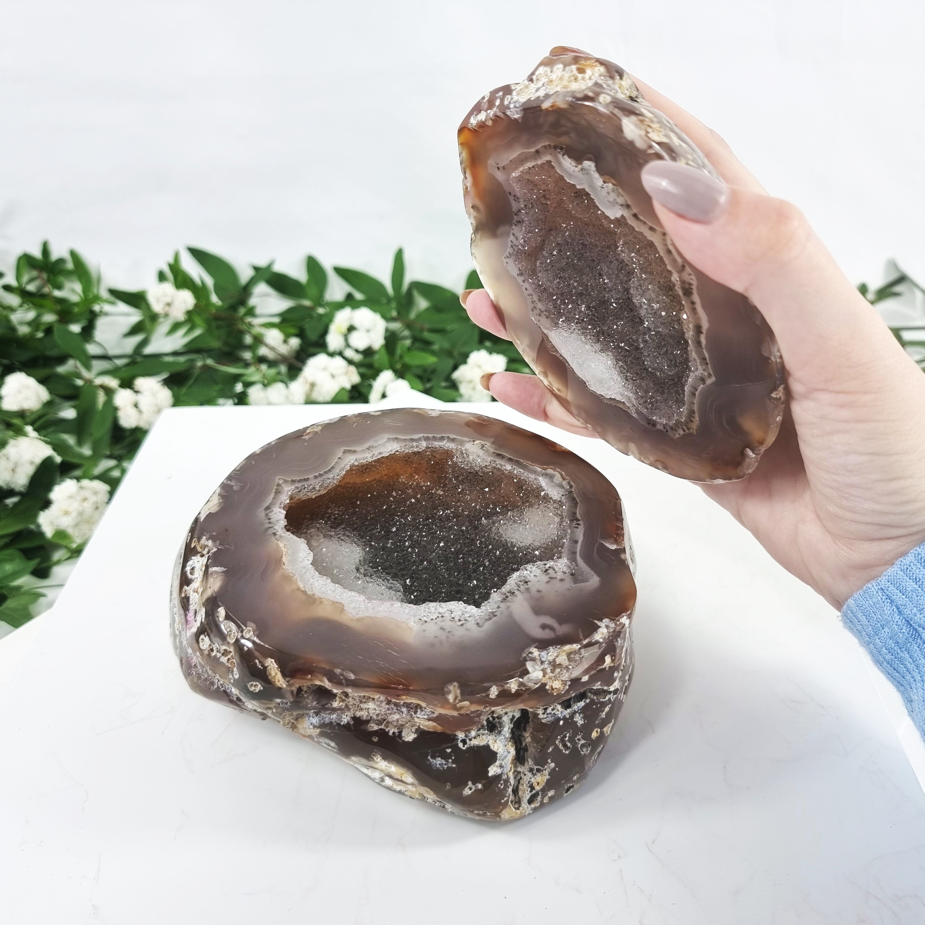 Quality Agate Geode "Jewelry Box", 3.59 lbs & 3.54" Tall #by Brcrystals