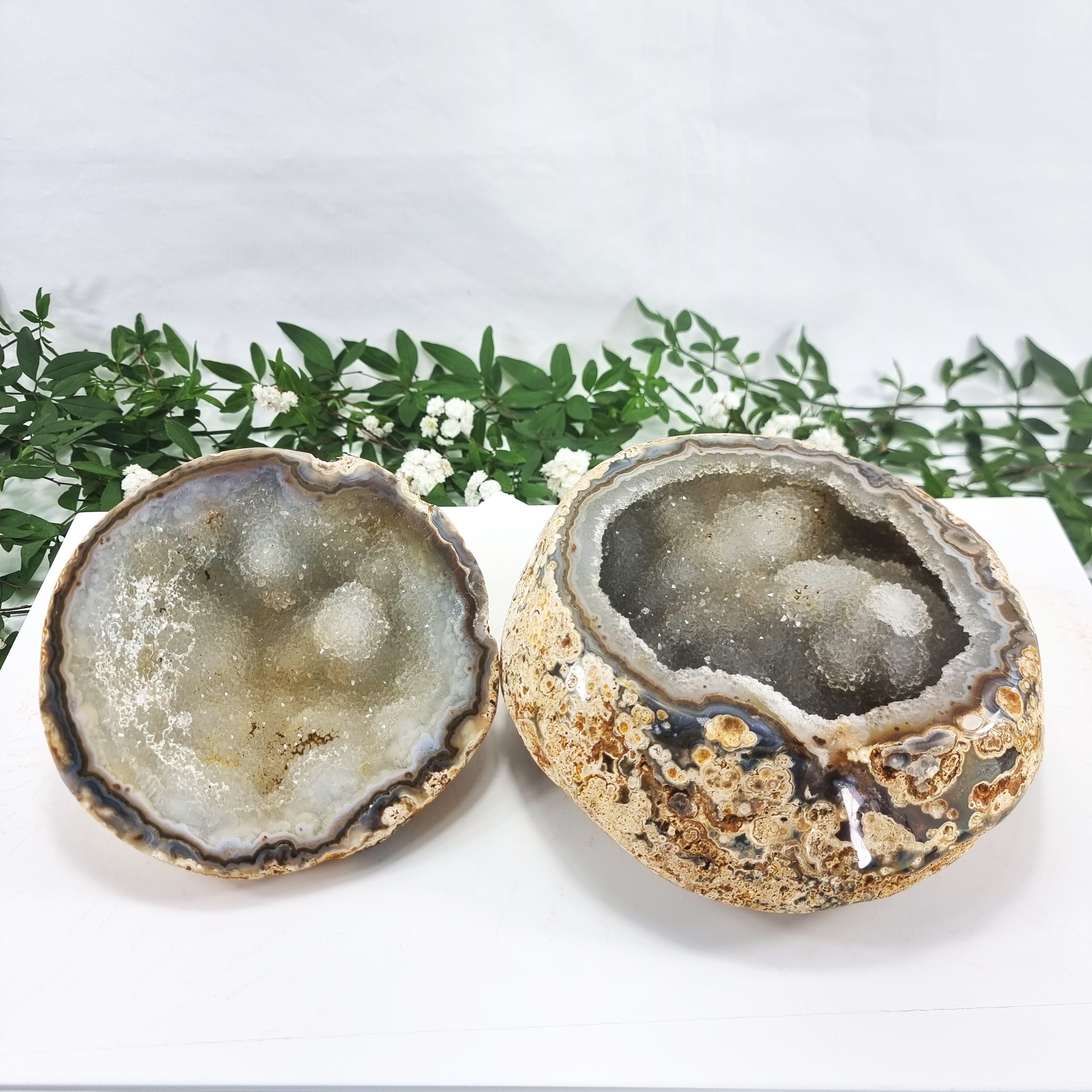 Quality Agate Geode "Jewelry Box", 8.44 lbs & 4.72" Tall #by Brcrystals