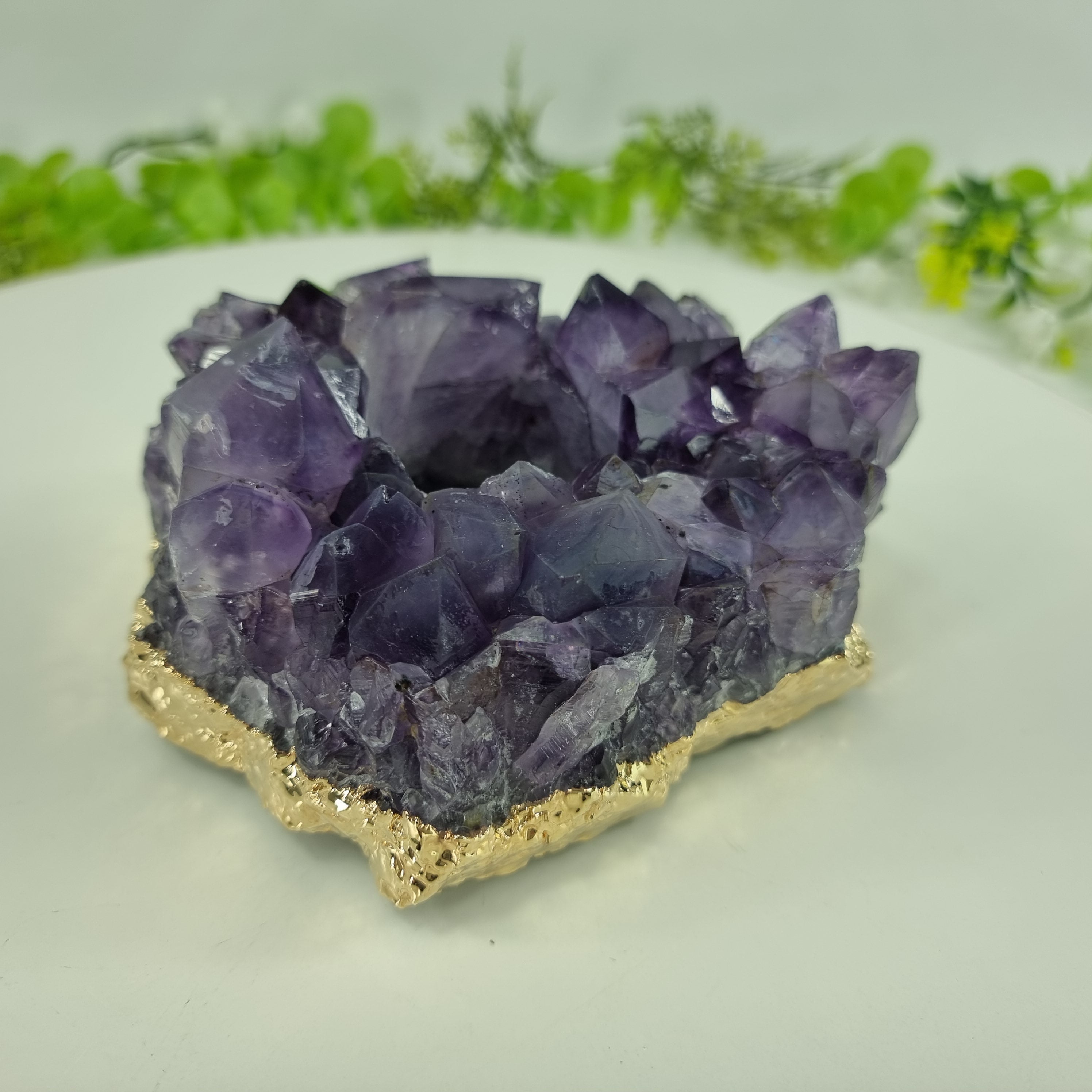 Portavelas de Amatista Drusa con Cristales Especiales | Baño Dorado en los Bordes | Energía, Belleza y Sofisticación | Pieza Artesanal BR Crystal