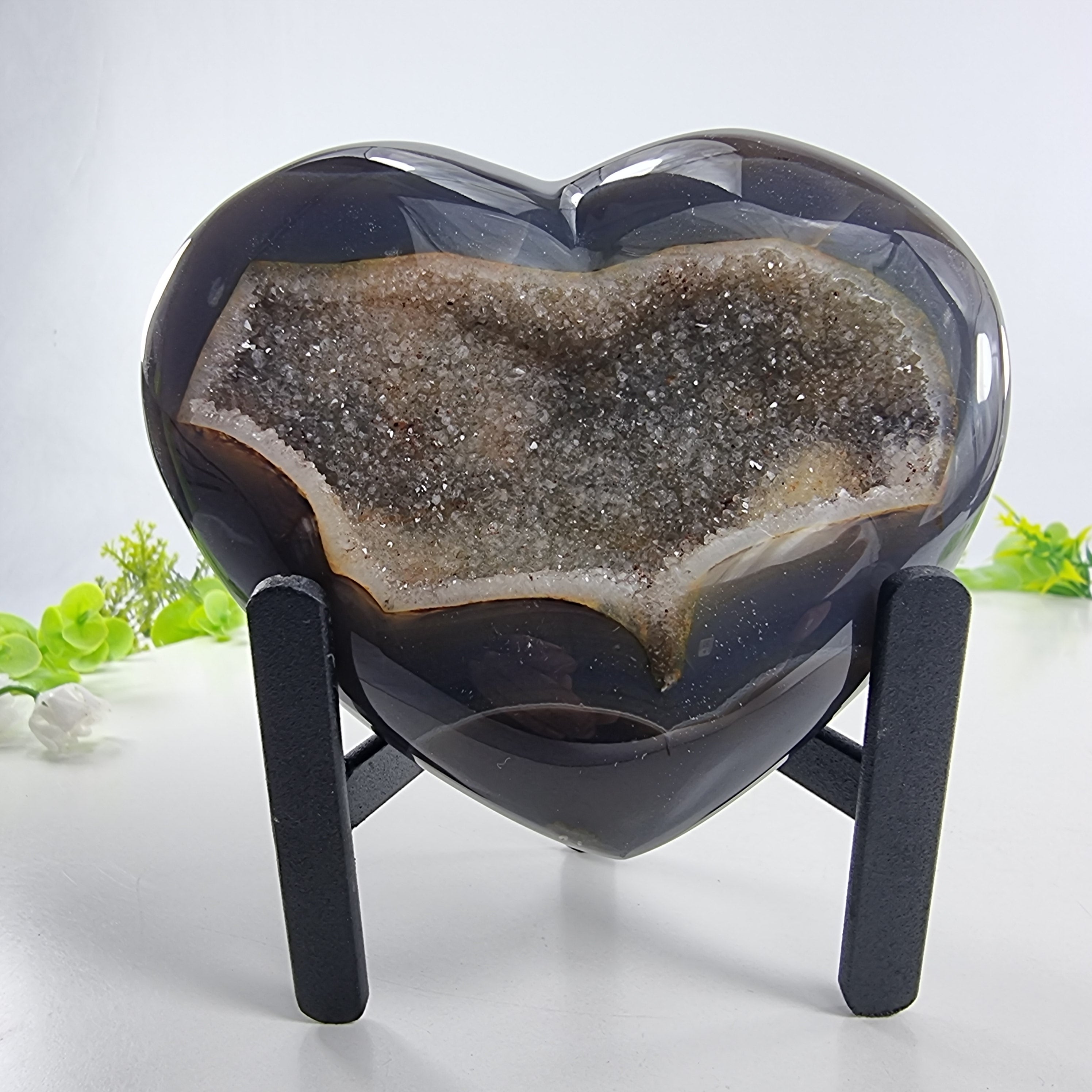 Agate Heart Geode, Extra Quality, metal stand, 1.39 lbs & 4.51" Tall #by Brcrystals