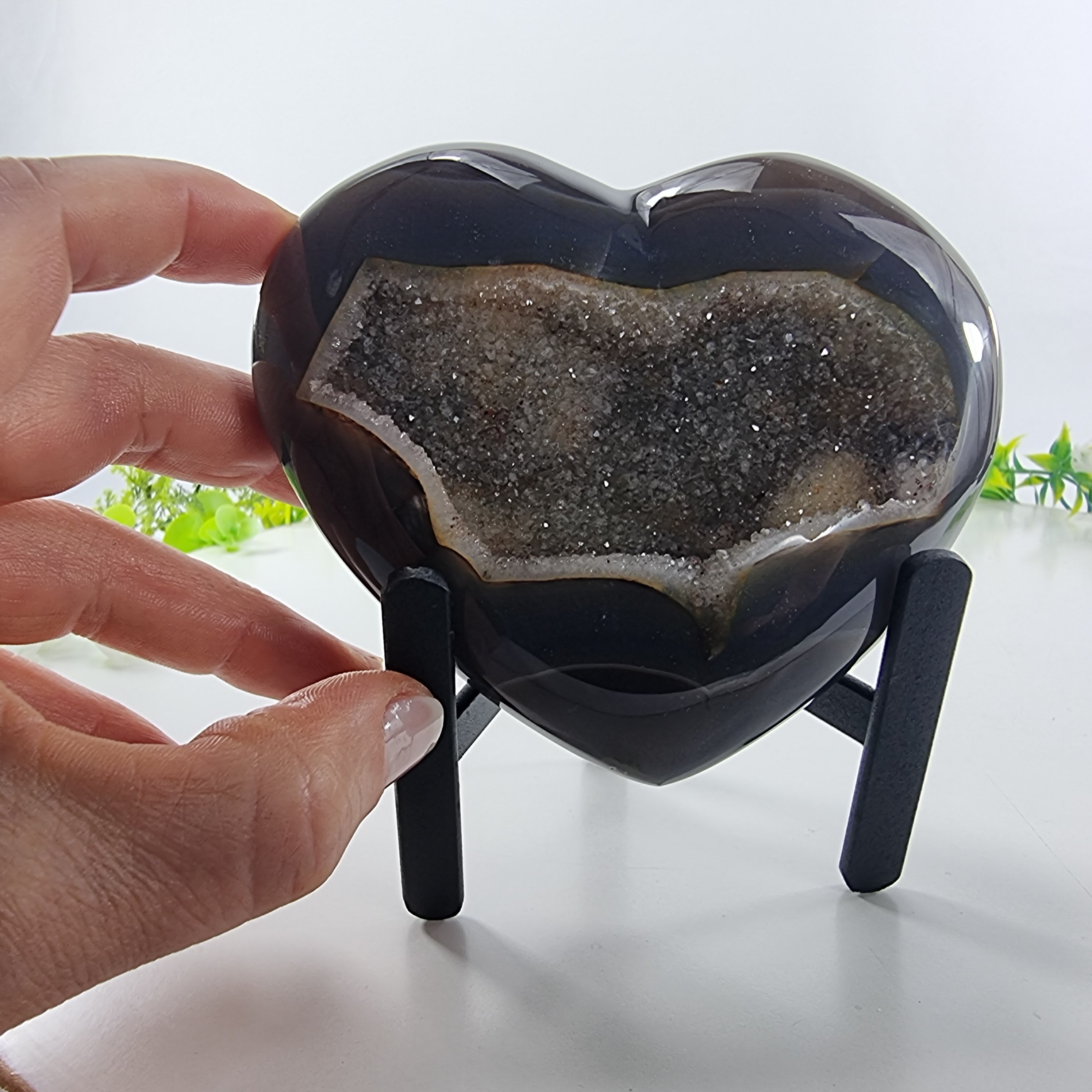 Agate Heart Geode, Extra Quality, metal stand, 1.39 lbs & 4.51" Tall #by Brcrystals