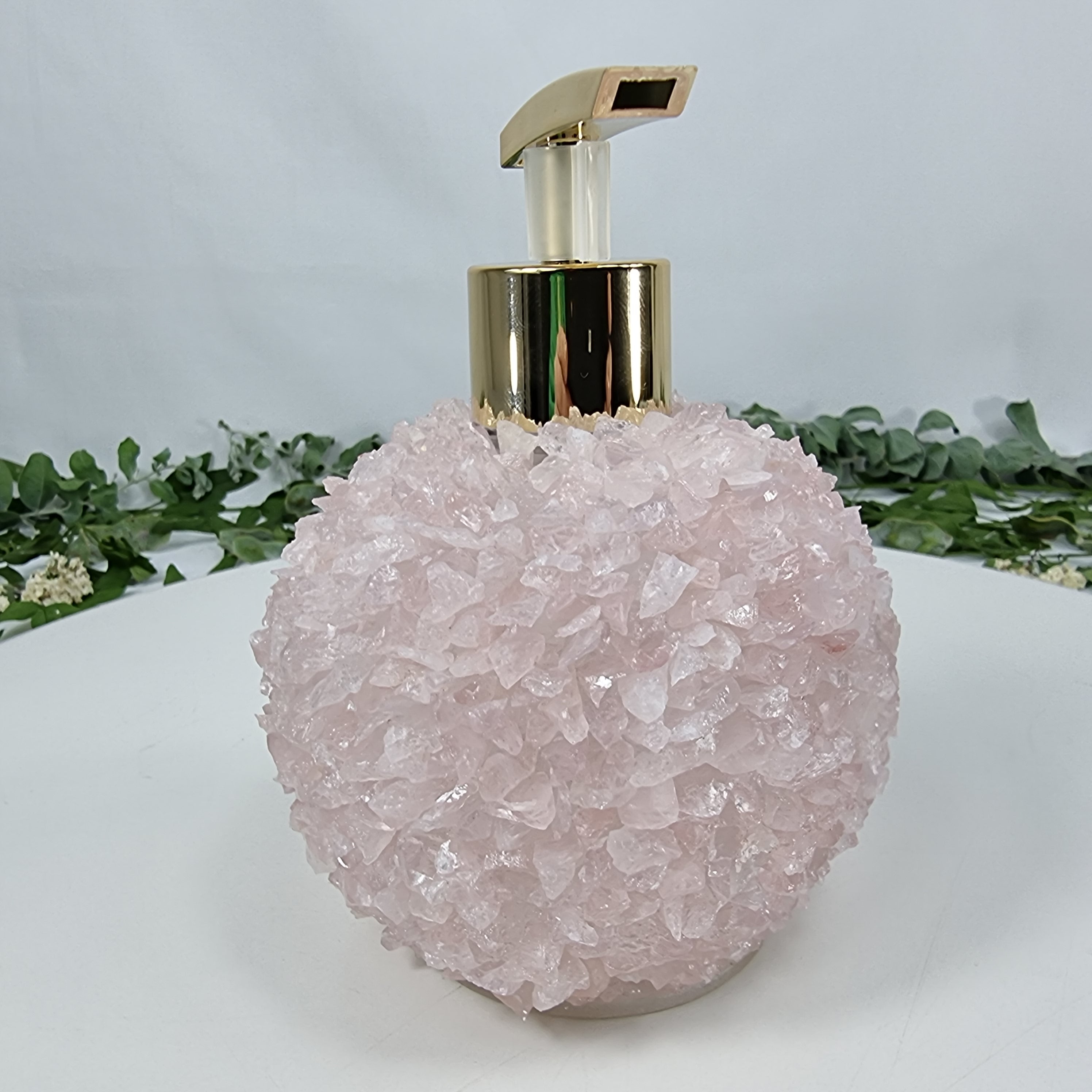 Jabonera de Cuarzo Rosa | Calidad Extra altura 15 cm | Boquilla Dorada y Plateada | Energía, Belleza y Sofisticación
