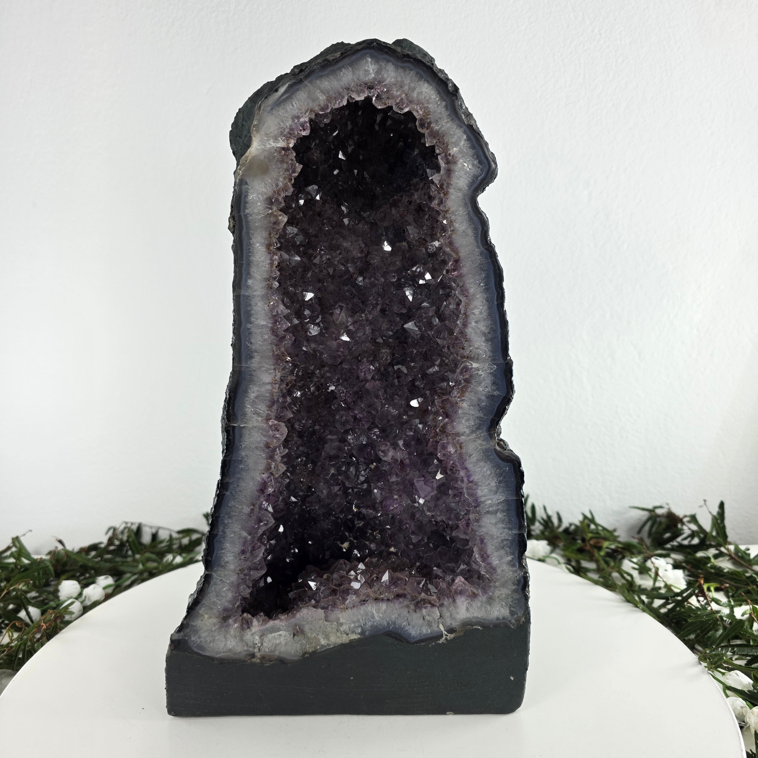 Capilla de Amatista Bruta Drusa - Geoda de Amatista 7,00 Kgs, Energía, Belleza y Sofisticación