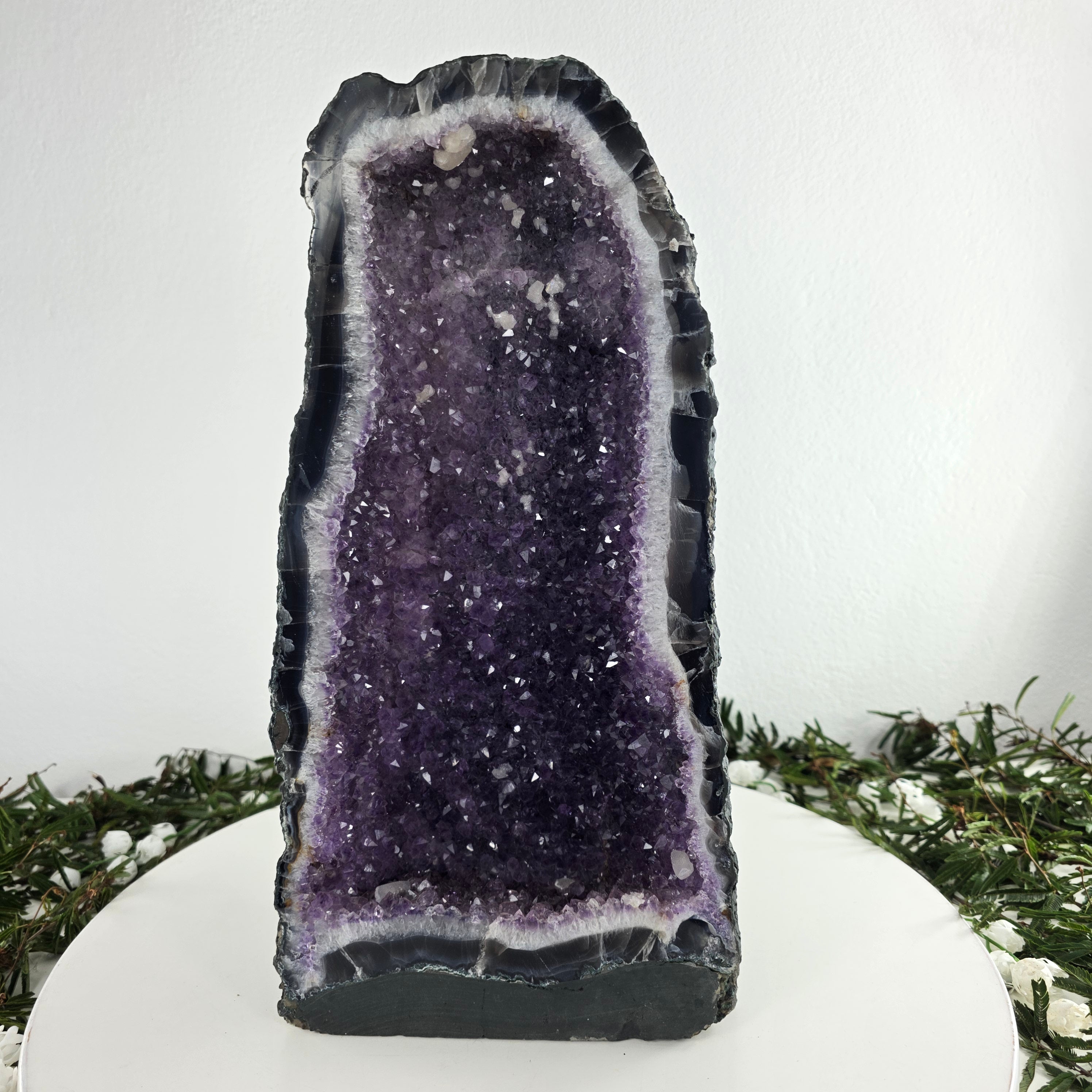 Capilla de Amatista Bruta Drusa - Geoda de Amatista 8,00 Kgs, Energía, Belleza y Sofisticación