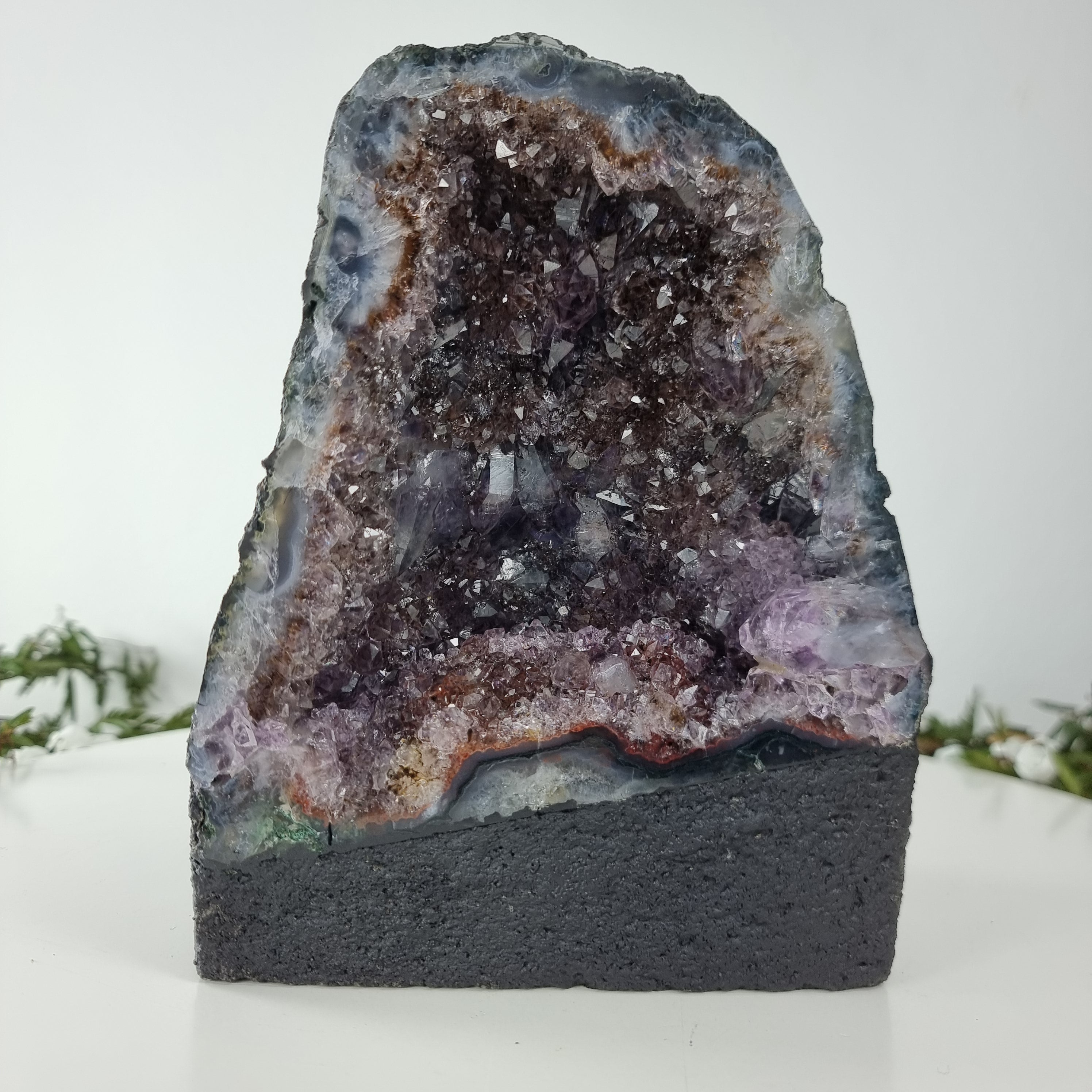 Rough Druzy Amethyst Chapel - Amethyst Geode 2.80 Kgs, Energy, Beauty and Sophistication