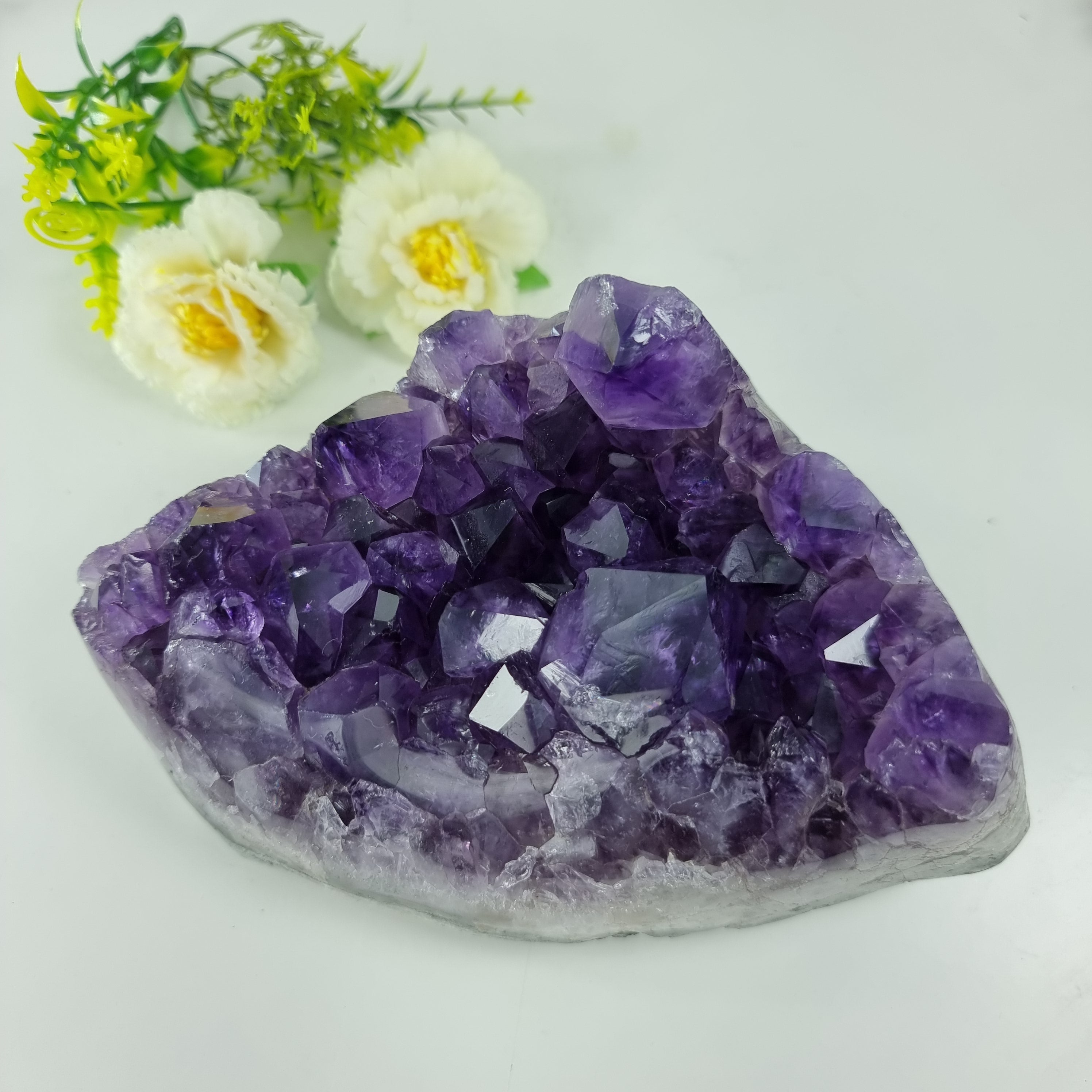 Amethyst Druse with Violet Crystals weighing 1.573 Kgs, Energy, Beauty, and Sophistication
