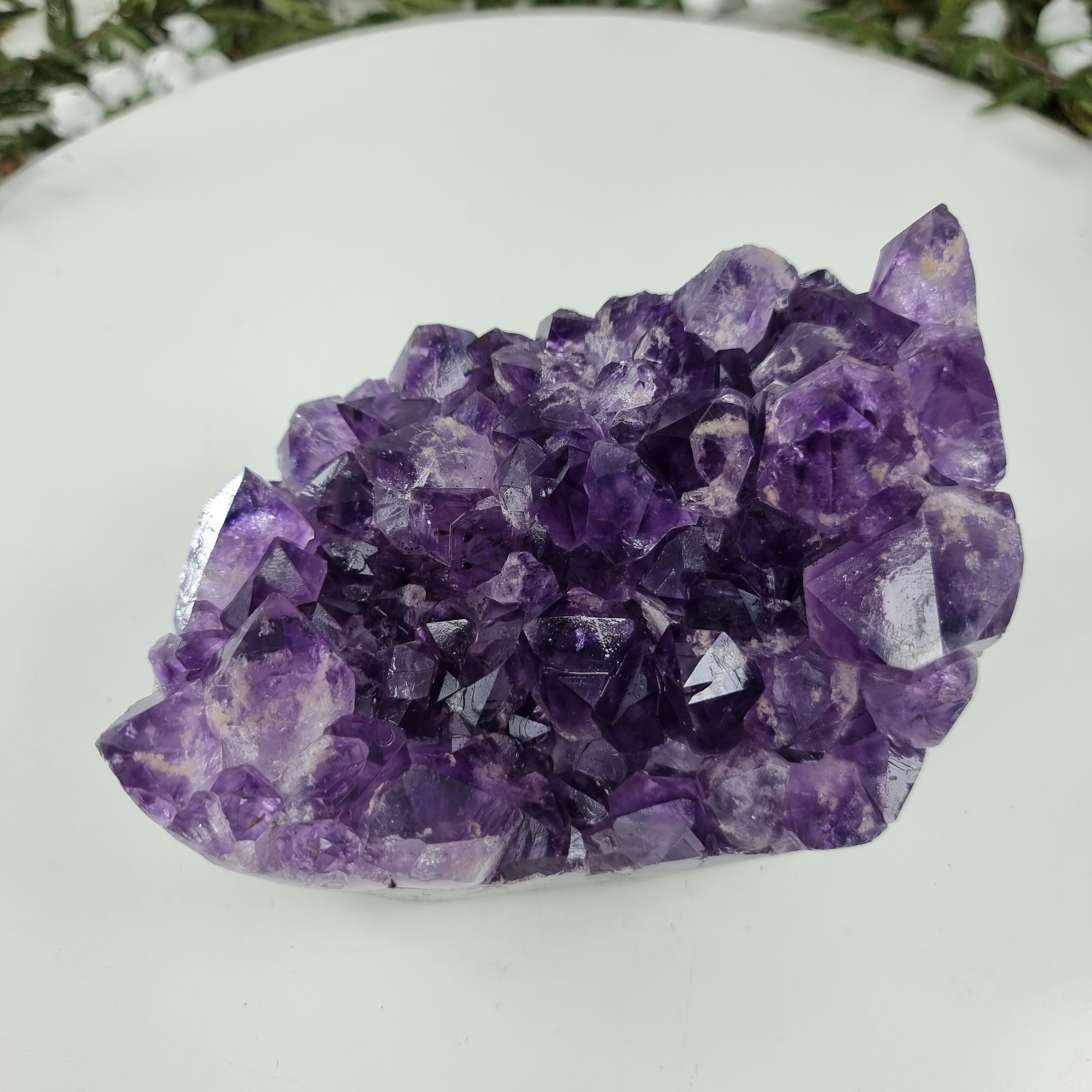 Druzy Amethyst with Special Crystals weighing 1.384 Kgs, Energy, Beauty, and Sophistication