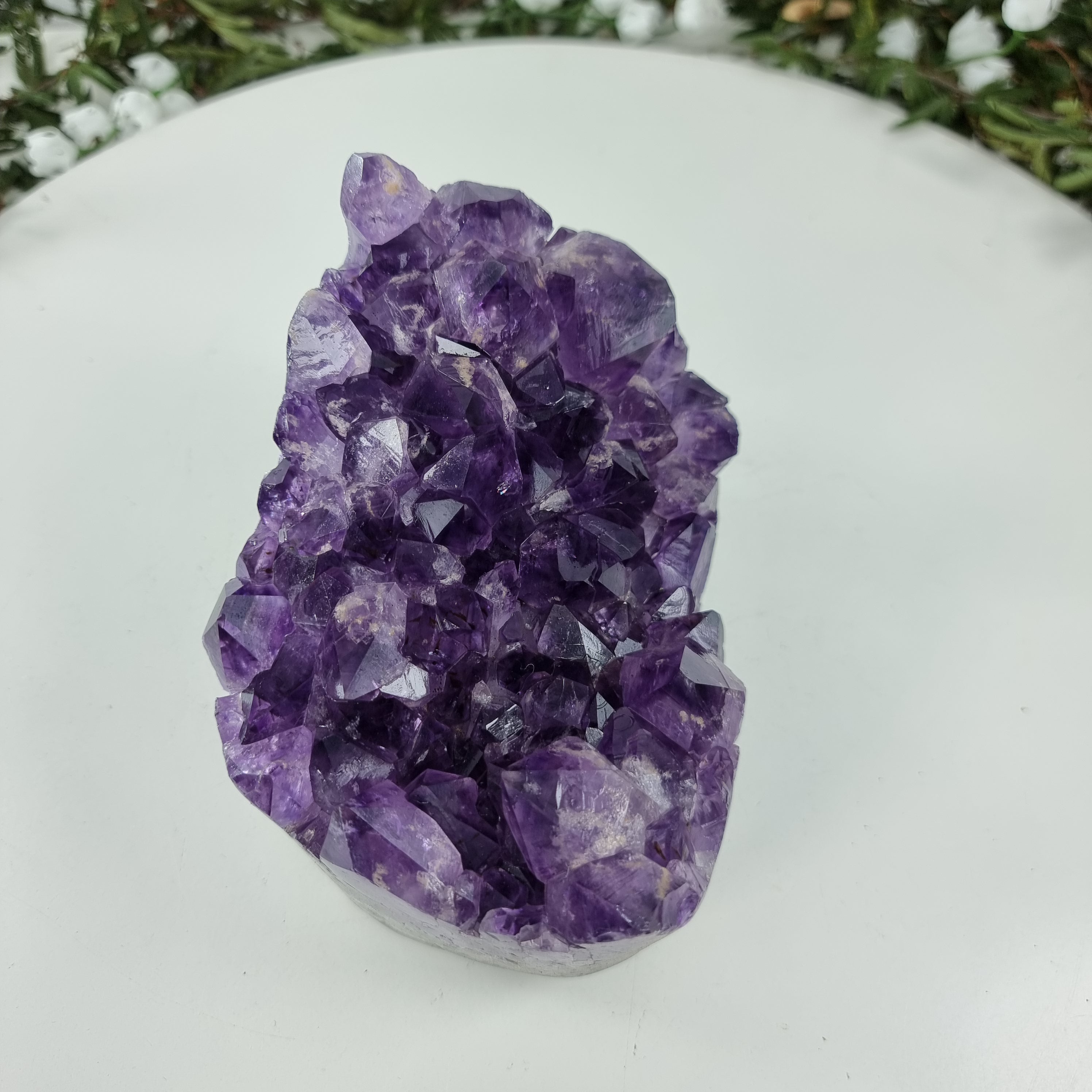 Druzy Amethyst with Special Crystals weighing 1.384 Kgs, Energy, Beauty, and Sophistication