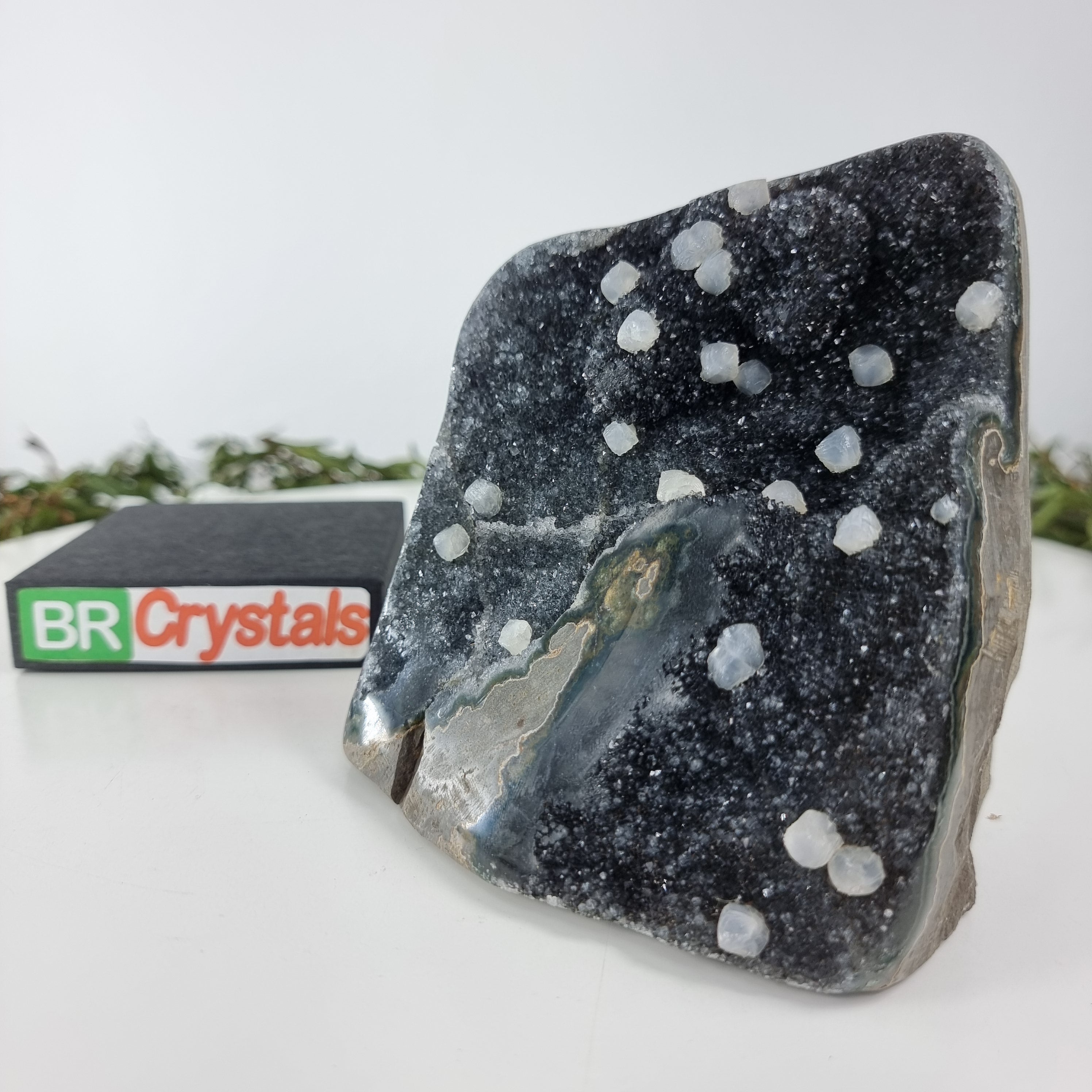 Amethyst Druse with Special Crystals weighing 1.32 kgs, Energy, Beauty, and Sophistication