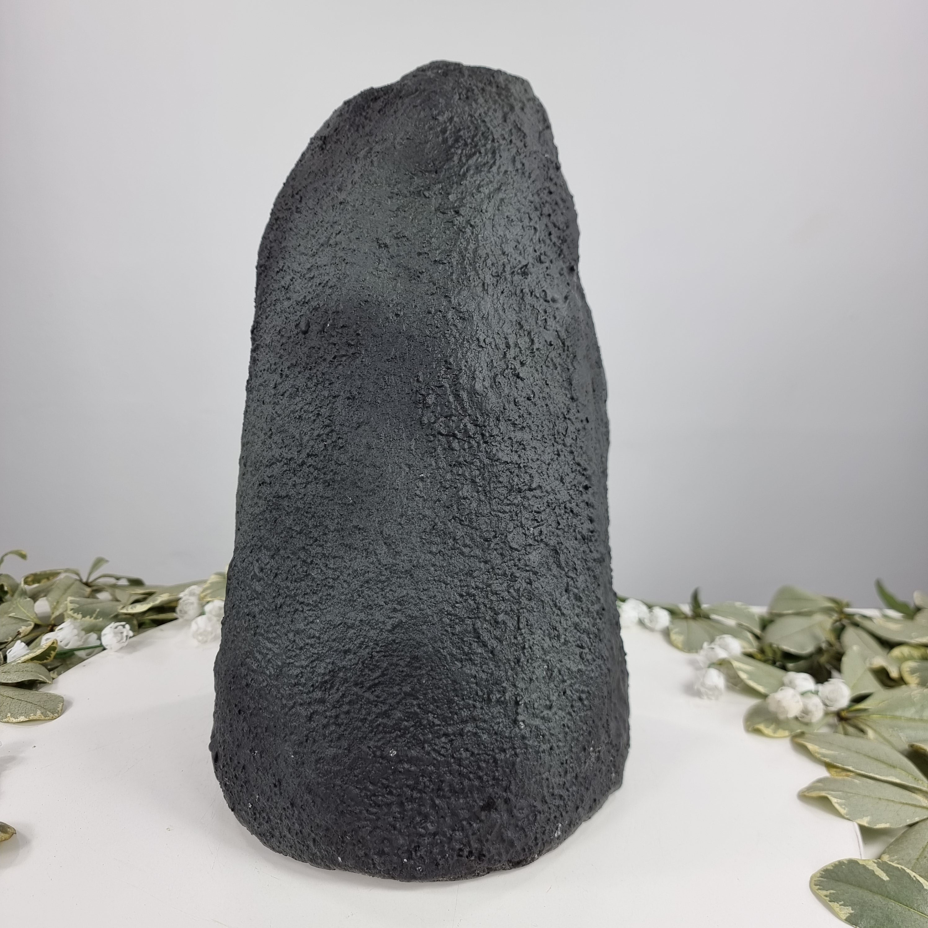 Capilla en Amatista Bruta Drusa - Geoda de Amatista 9,40 Kgs, Energía, Belleza y Sofisticación