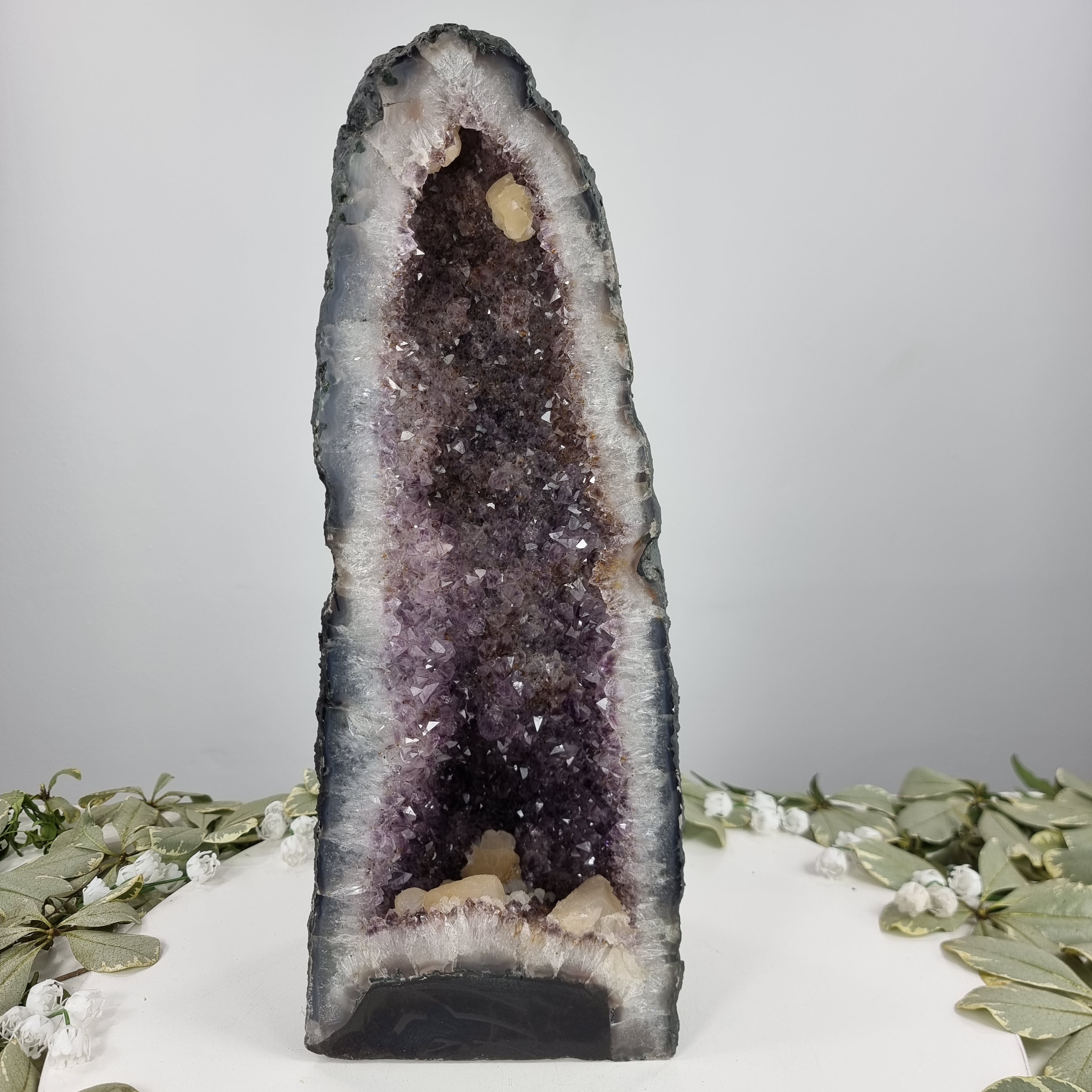 Capilla de Amatista Bruta Drusa - Geoda de Amatista 7,50 Kgs, Energía, Belleza y Sofisticación