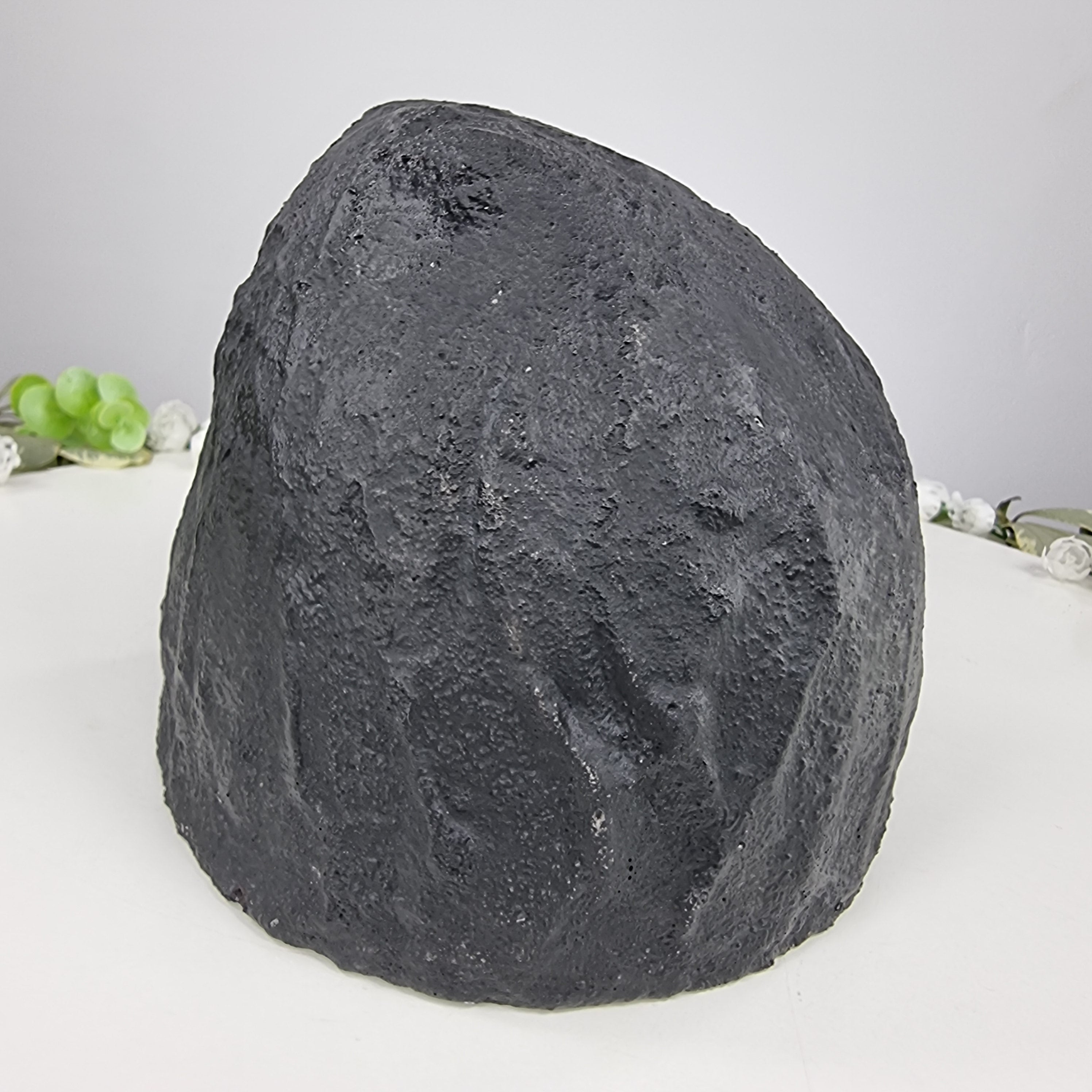 Capilla de Amatista Bruta Drusa - Geoda de Amatista 1,80 Kgs, Energía, Belleza y Sofisticación
