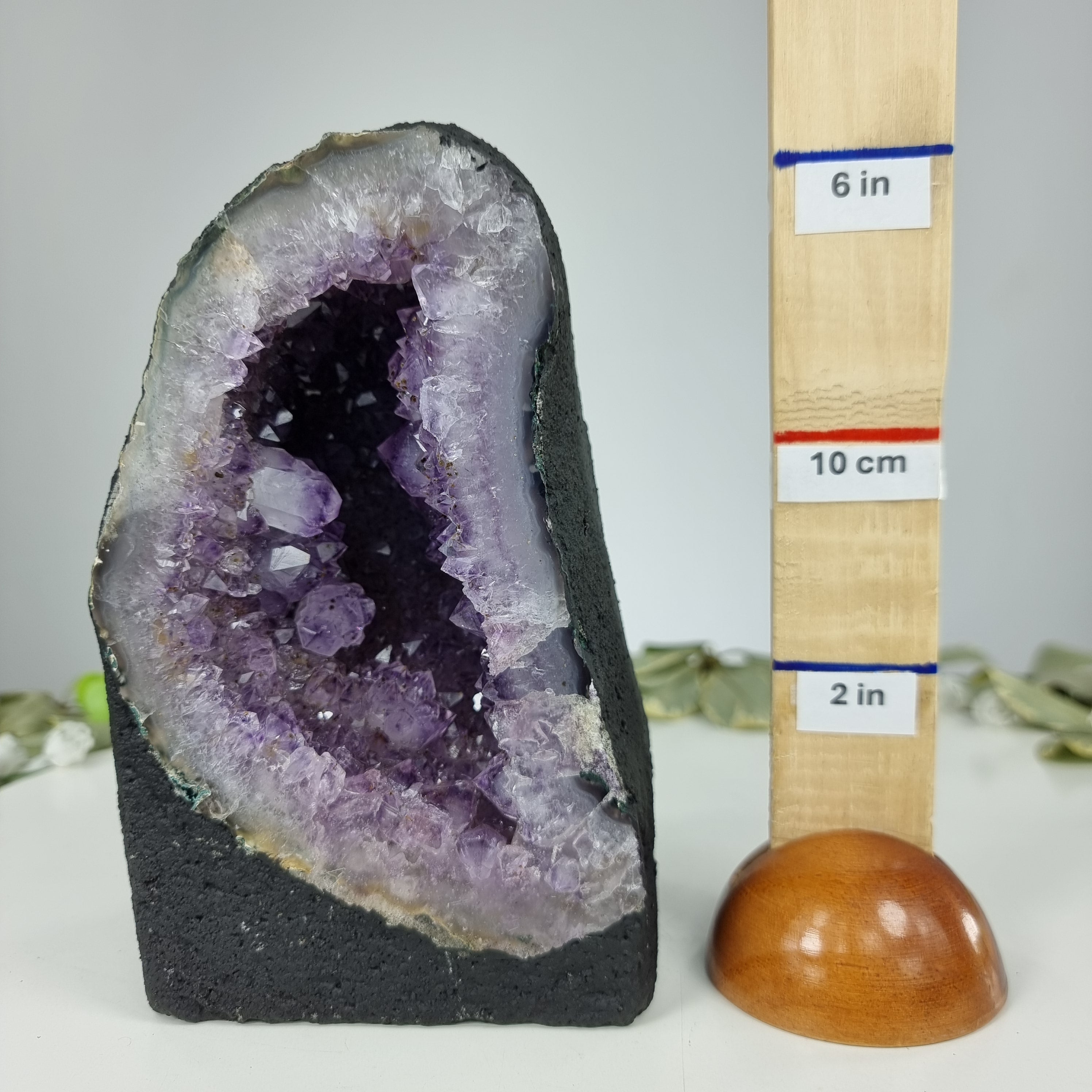 Amethyst Geode Chapel - 2.40 Kgs Amethyst Geode, Energy, Beauty, and Sophistication