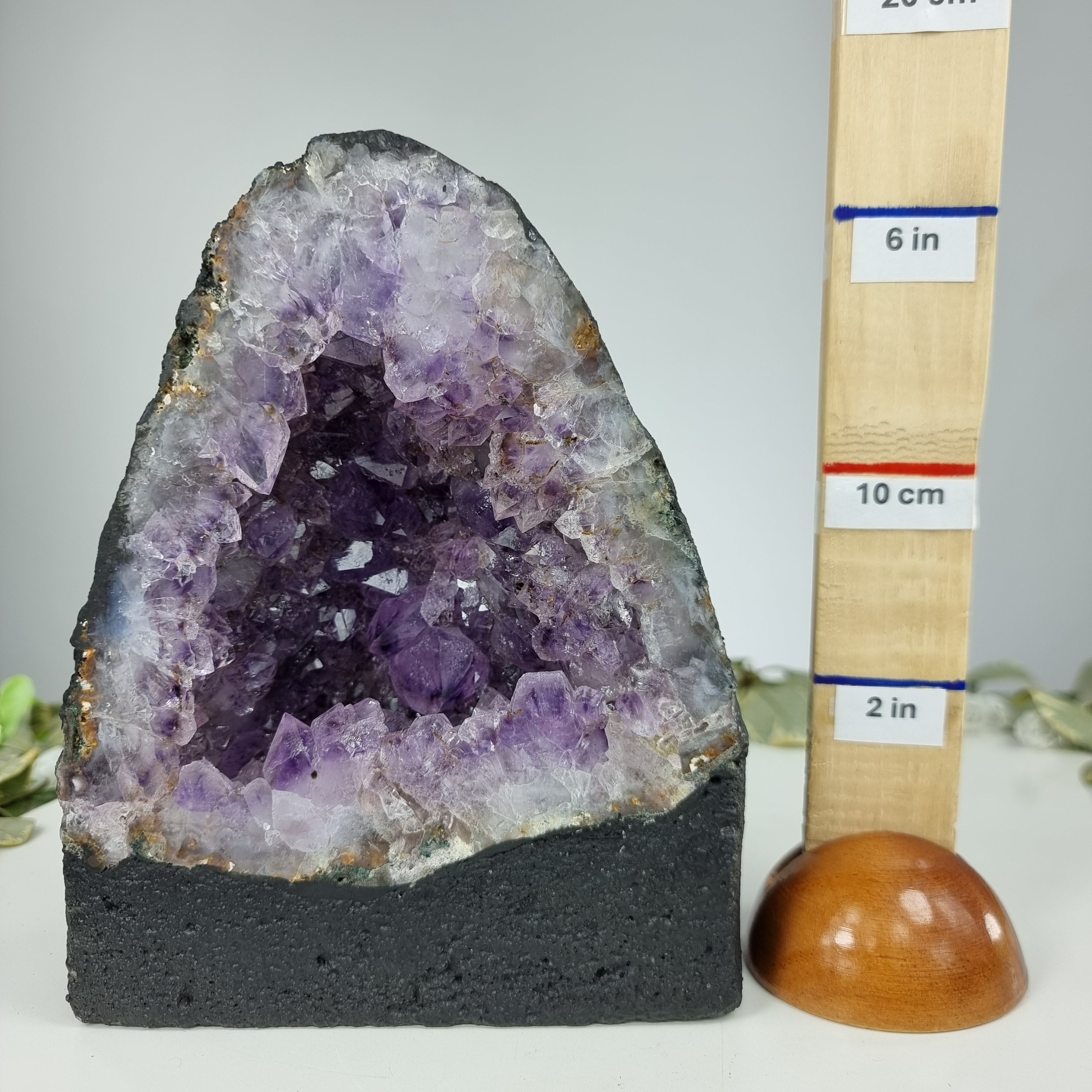 Capilla de Amatista Bruta Drusa - Geoda de Amatista 3,05 Kgs, Energía, Belleza y Sofisticación
