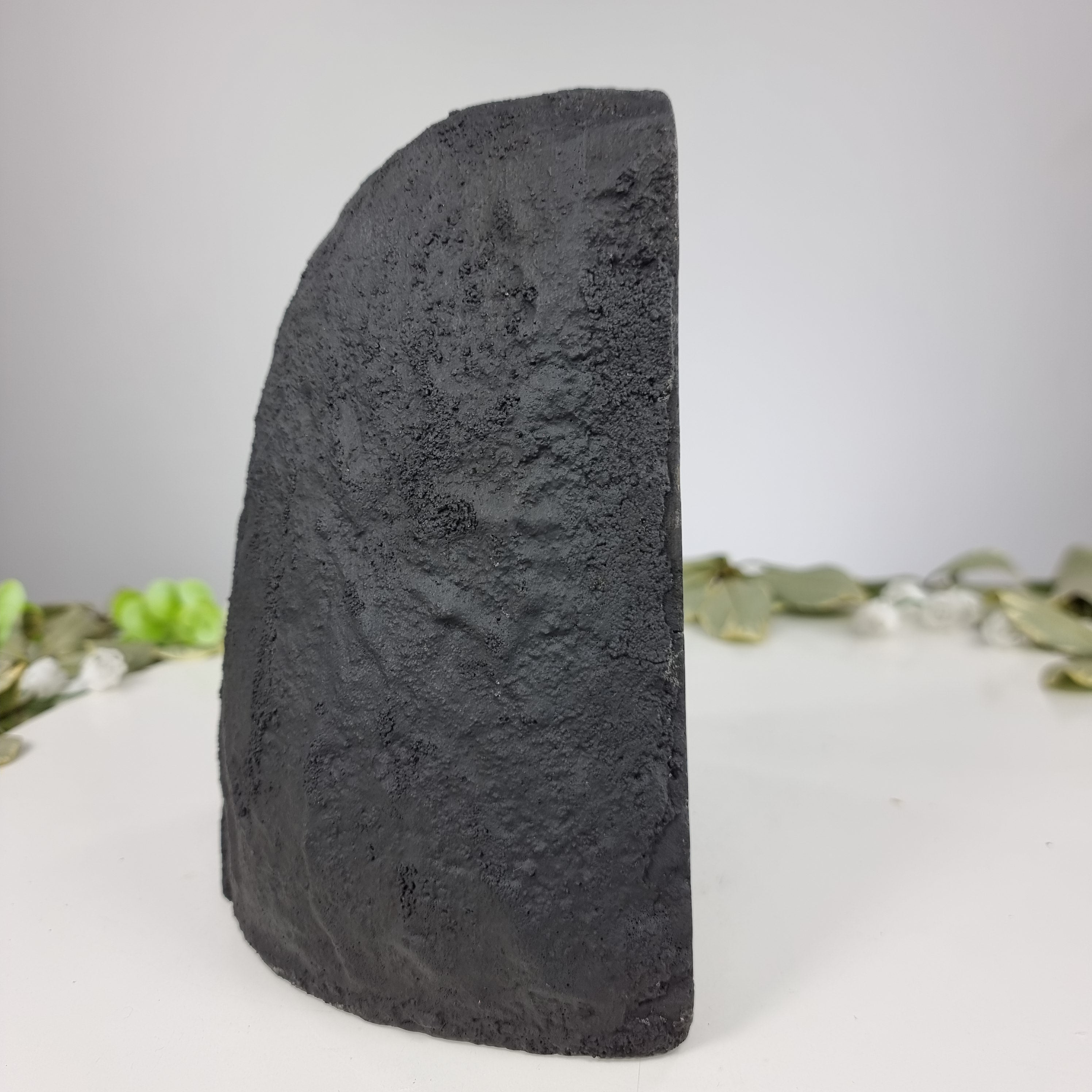 Capilla de Amatista Bruta Drusa - Geoda de Amatista 3,20 Kgs, Energía, Belleza y Sofisticación