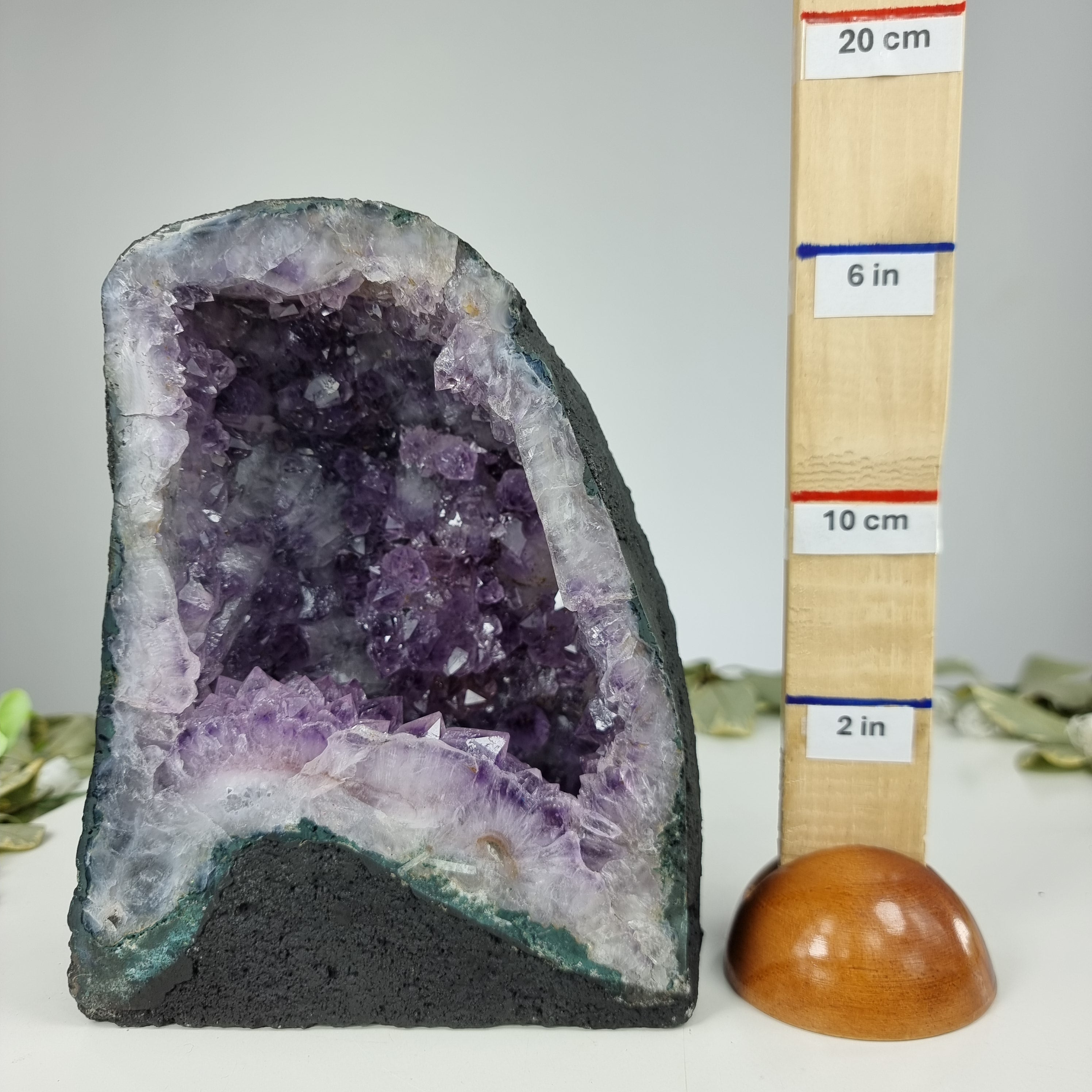 Capilla de Amatista Bruta Drusa - Geoda de Amatista 3,20 Kgs, Energía, Belleza y Sofisticación
