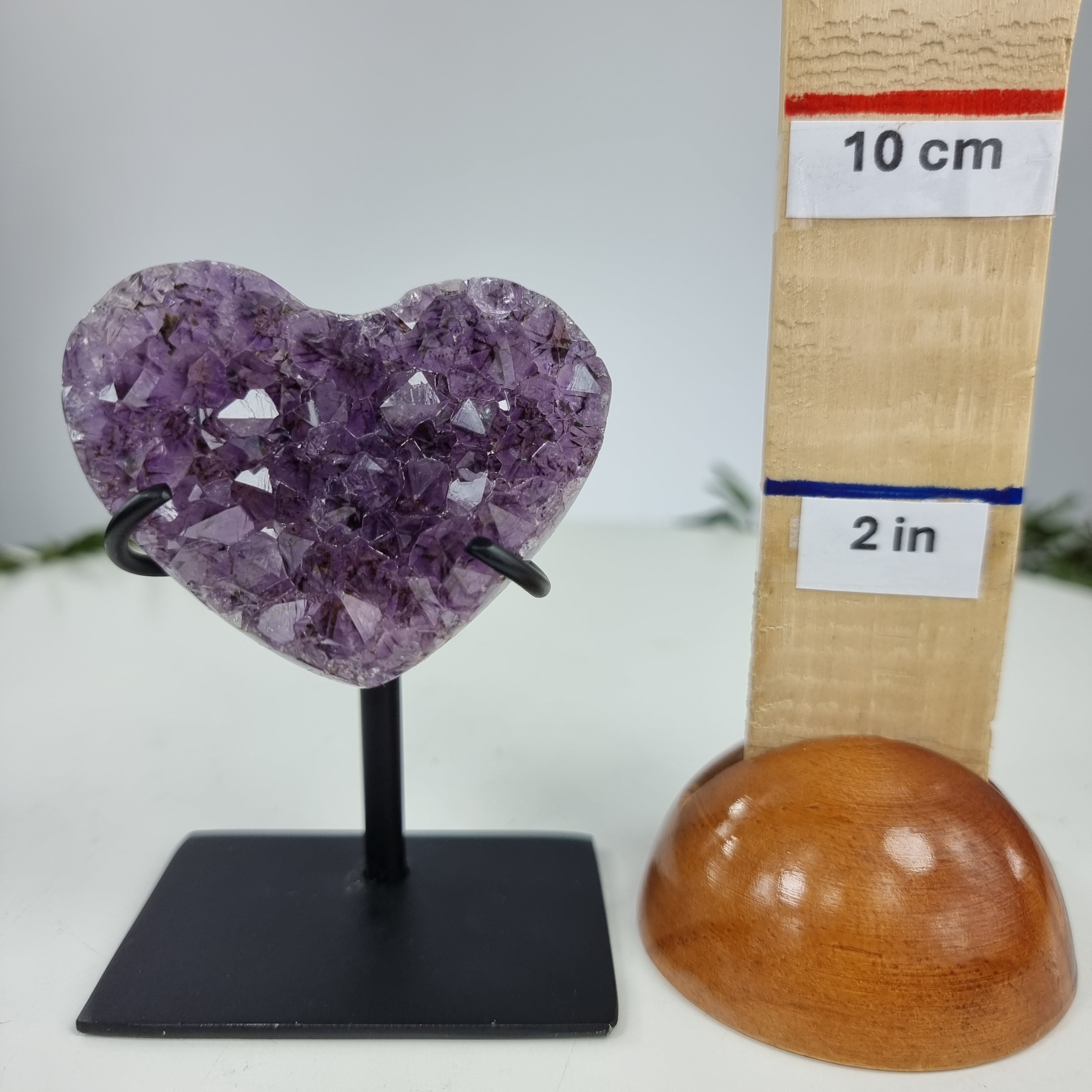 Special Amethyst Heart | Weight 0.200 Kgs, Height 10 cm | Energy, Beauty, and Sophistication
