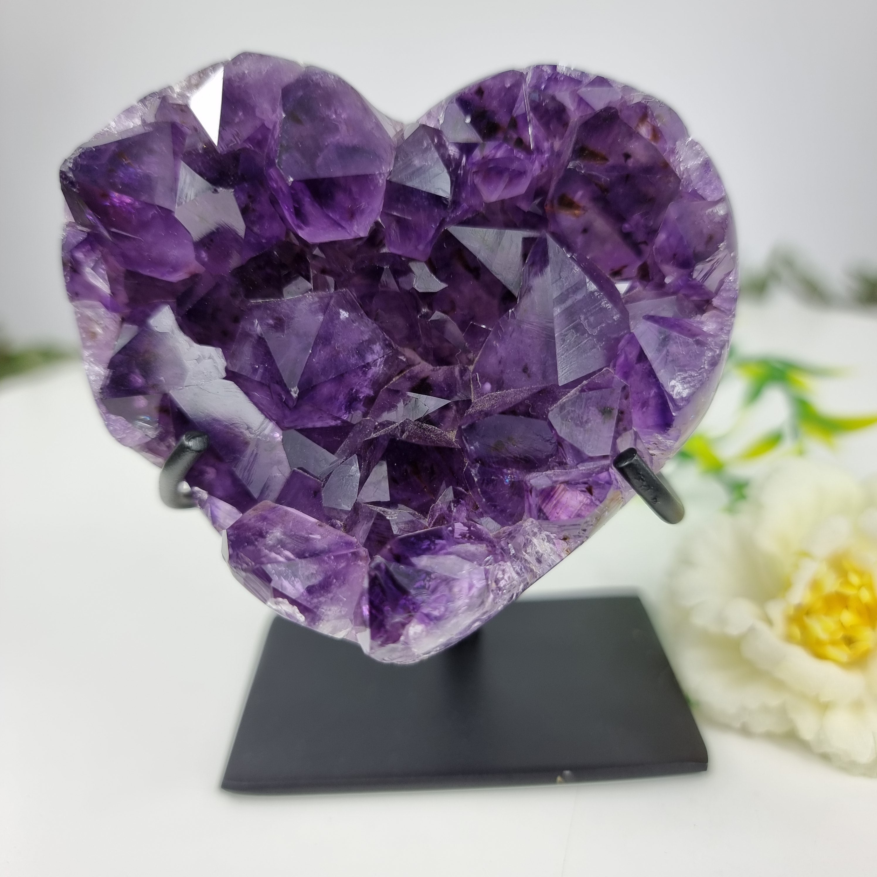 Corazón de Amatista Especial | Peso 0,45 Kgs, Altura 11 cm | Energía, Belleza y Sofisticación