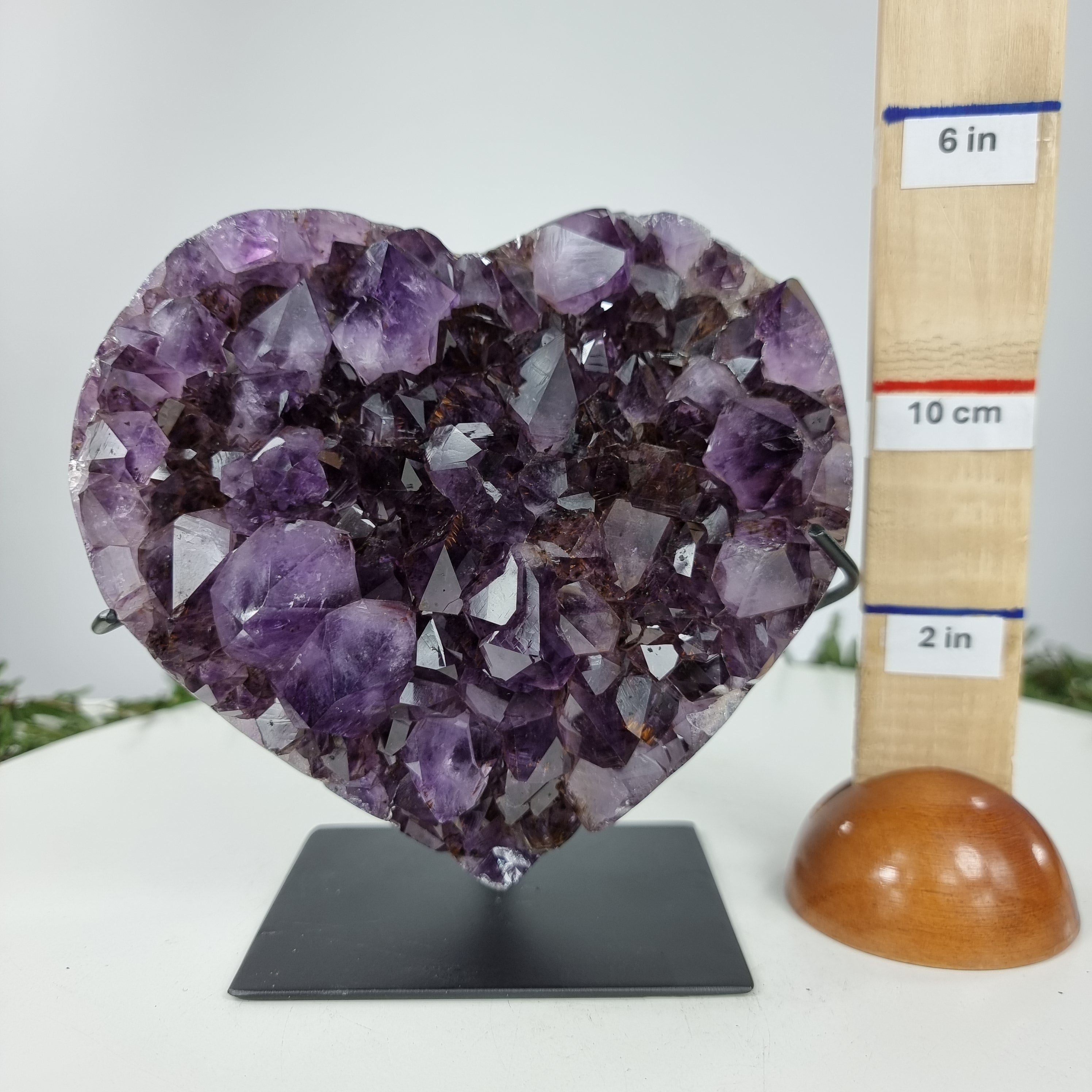 Corazón de Amatista Especial | Peso 1,95 Kgs, Altura 18 cm | Energía, Belleza y Sofisticación