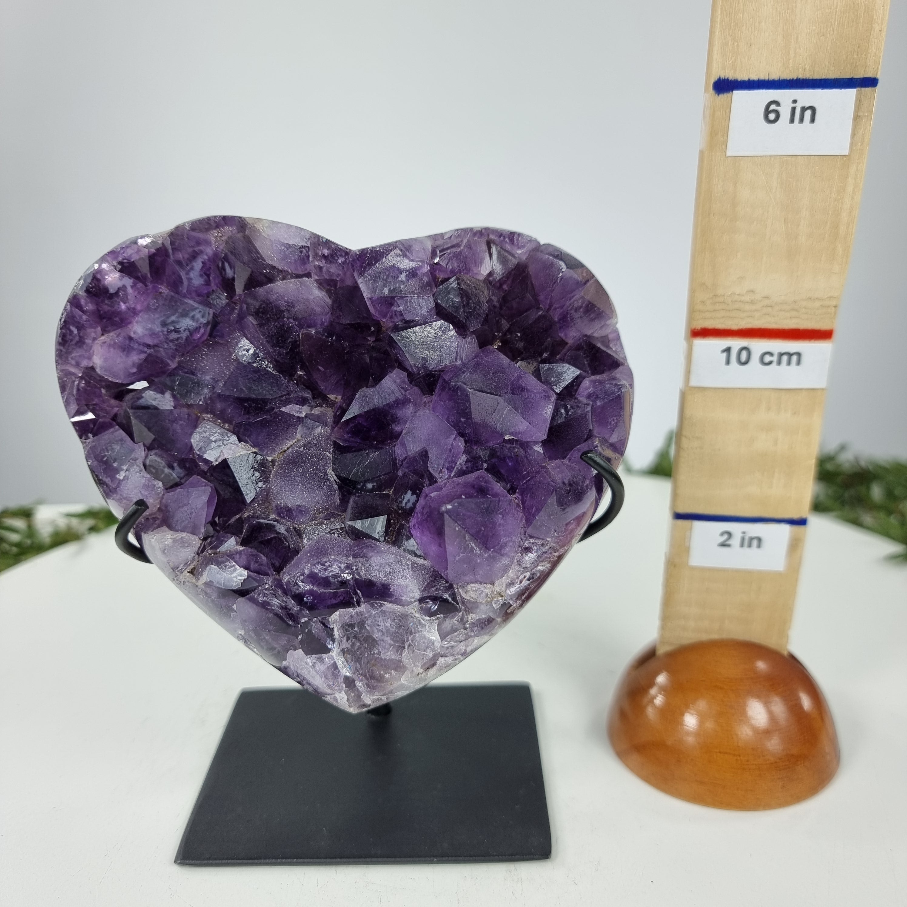 Special Amethyst Heart | Weight 1.15 Kgs, Height 16 cm | Energy, Beauty and Sophistication