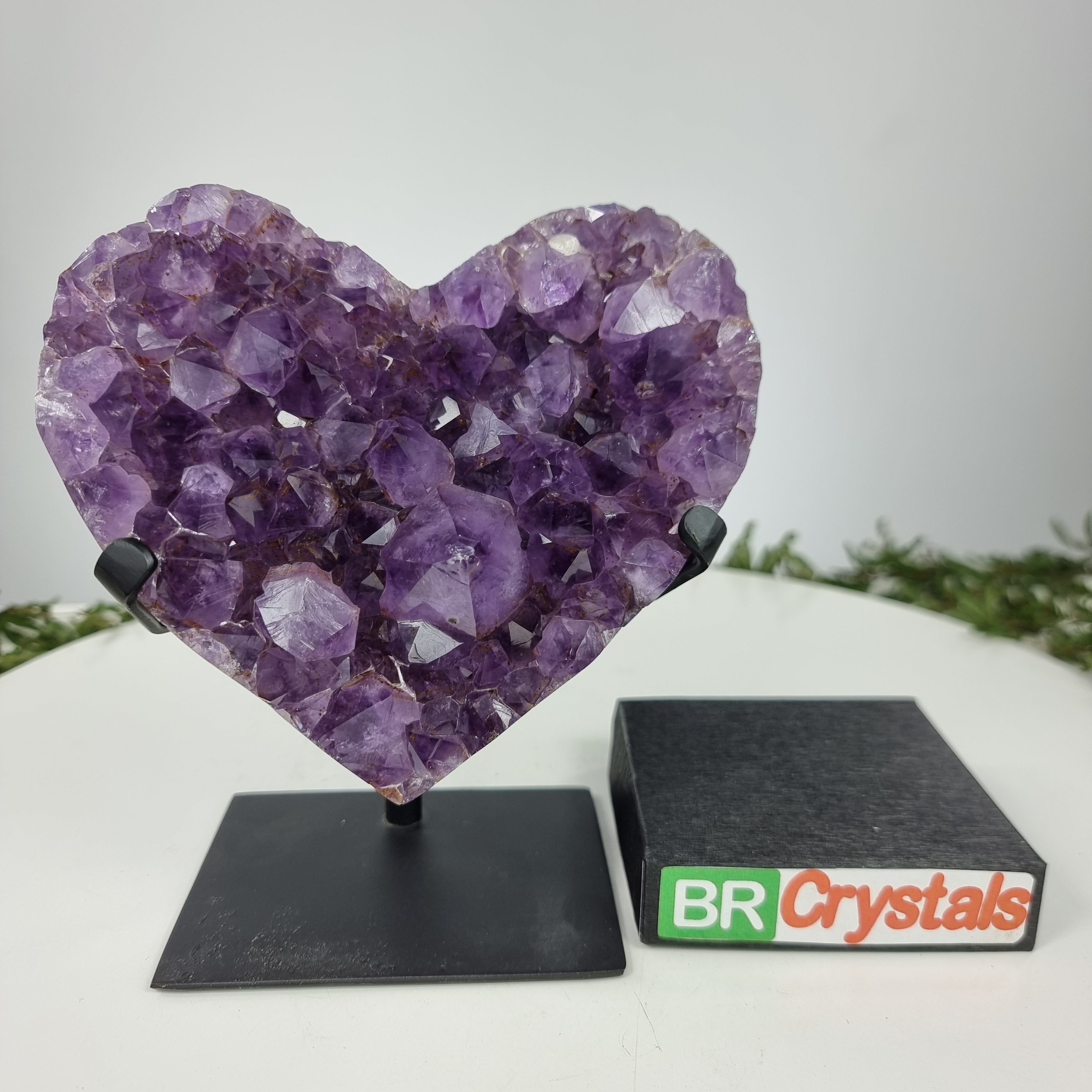 Corazón de Amatista Especial | Peso 1,38 Kgs, Altura 18 cm | Energía, Belleza y Sofisticación