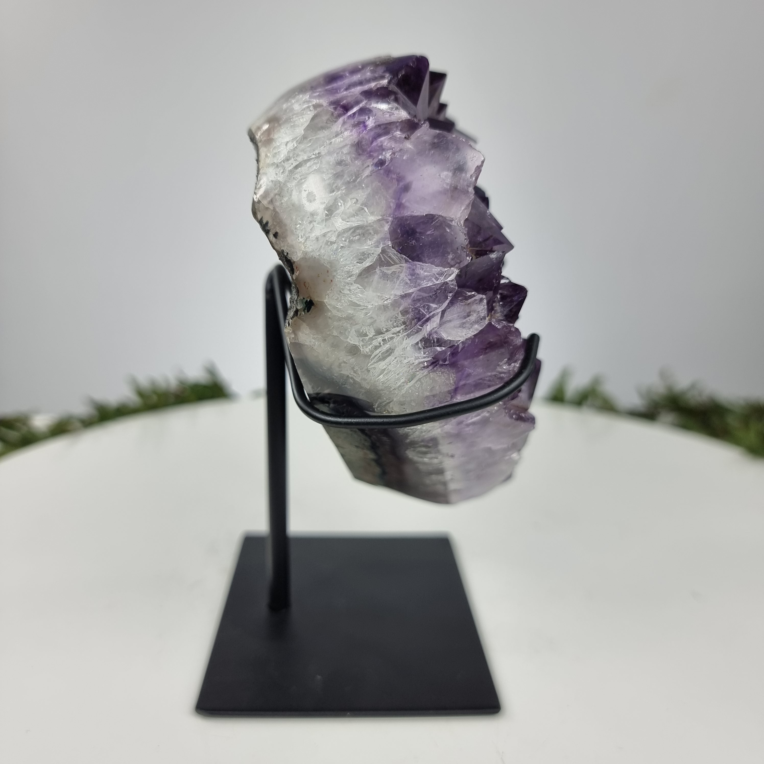 Corazón de Amatista Especial | Peso 1,55 Kgs, Altura 14 cm | Energía, Belleza y Sofisticación