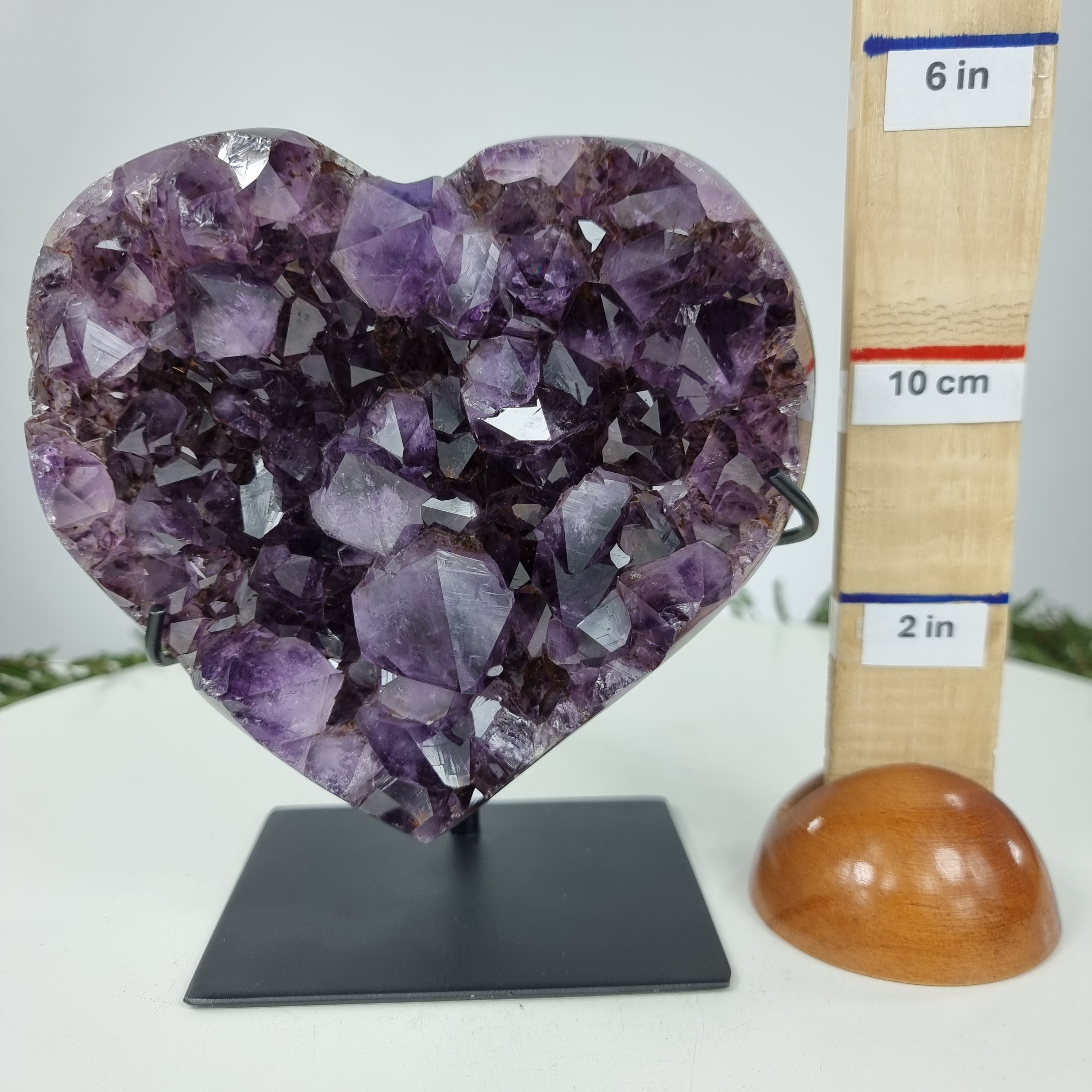 Corazón de Amatista Especial | Peso 1,75 Kgs, Altura 17 cm | Energía, Belleza y Sofisticación
