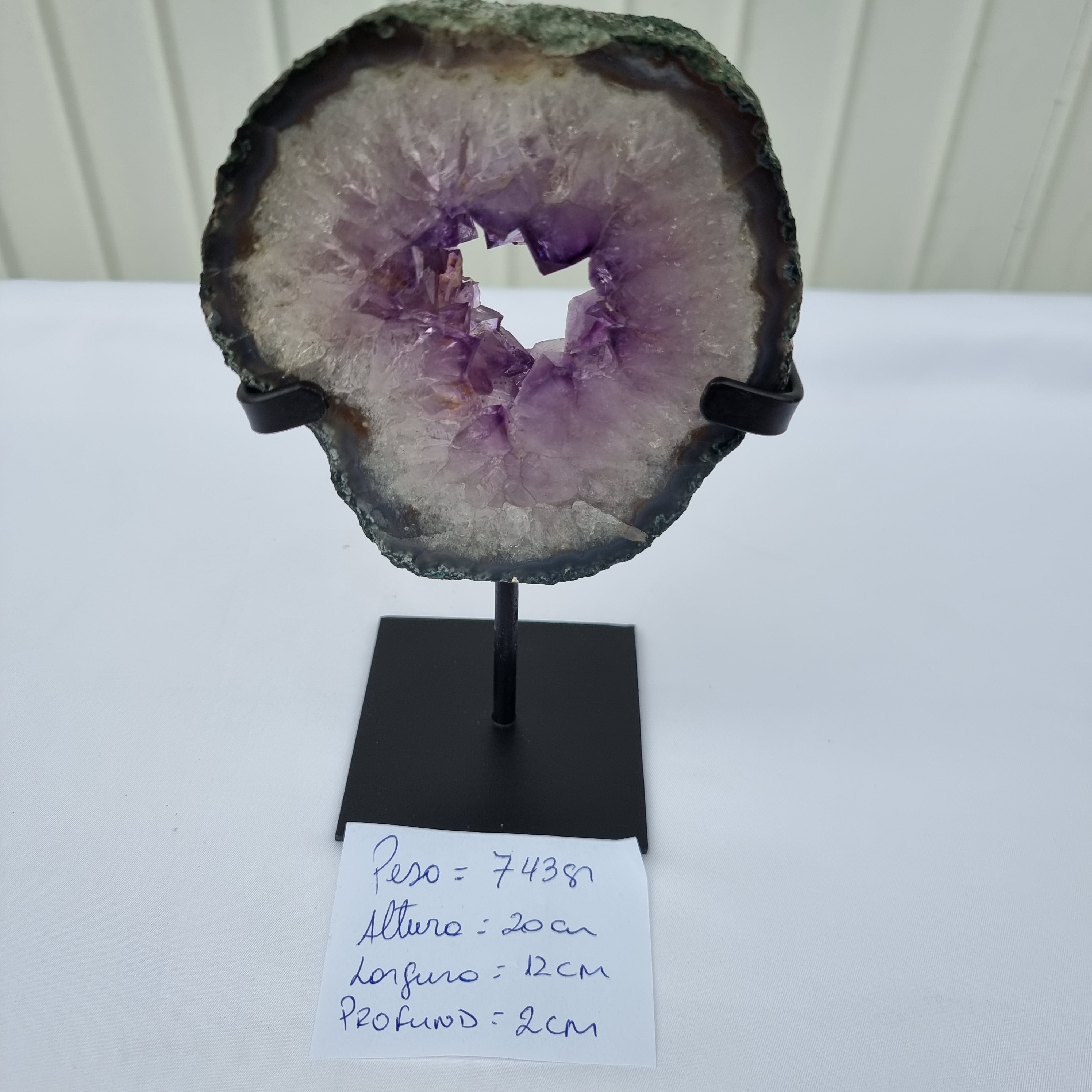 Amethyst Hoop with Purple Crystals | Black iron base | Weight 0.75 kgs, Height 20 cm | Energy, Beauty, and Sophistication