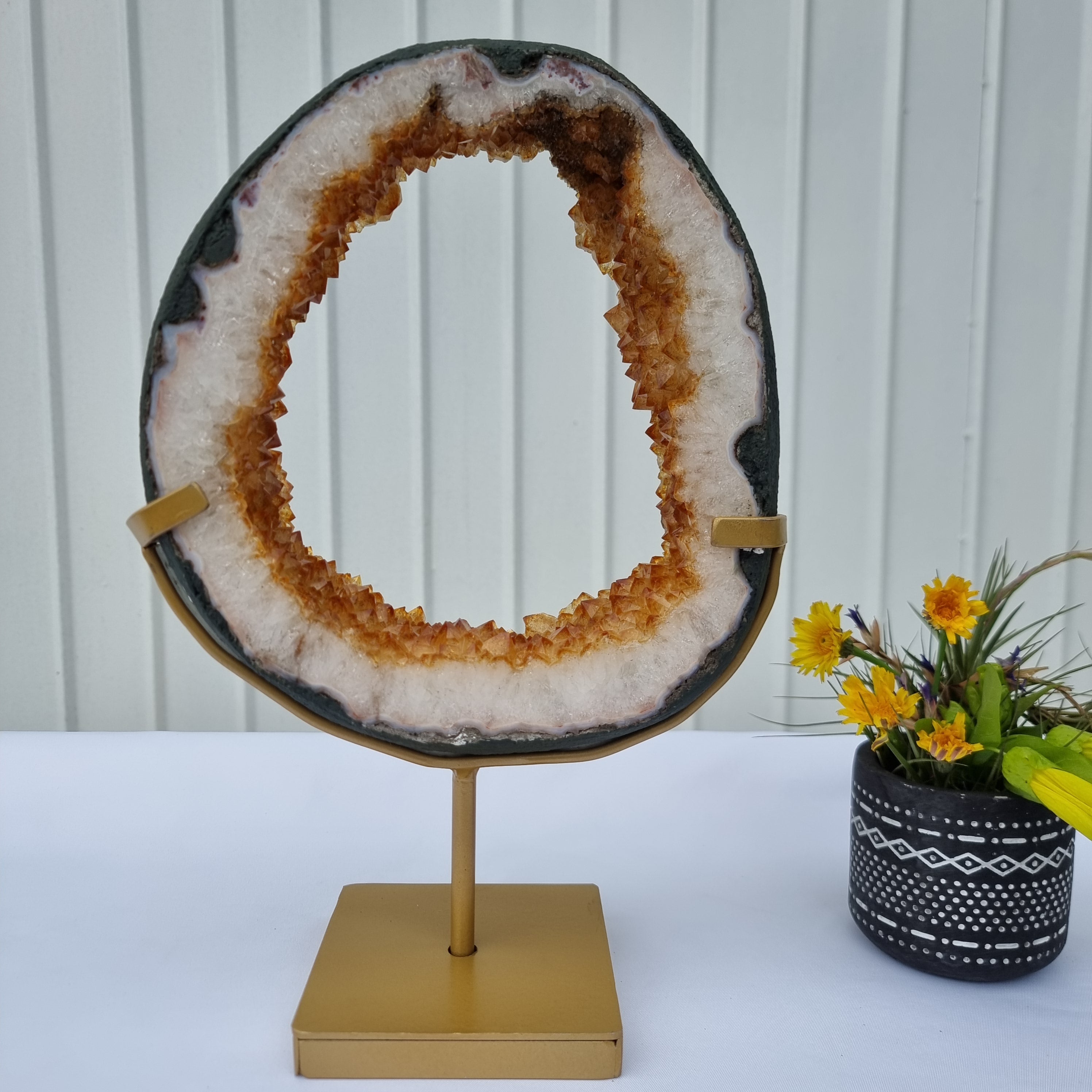 Anillo de CITRINO Especial | Base de hierro Negro | Peso 2,30 kgs, Altura 31 cm | Energía, Belleza y Sofisticación | Pieza Artesanal BR Crystals