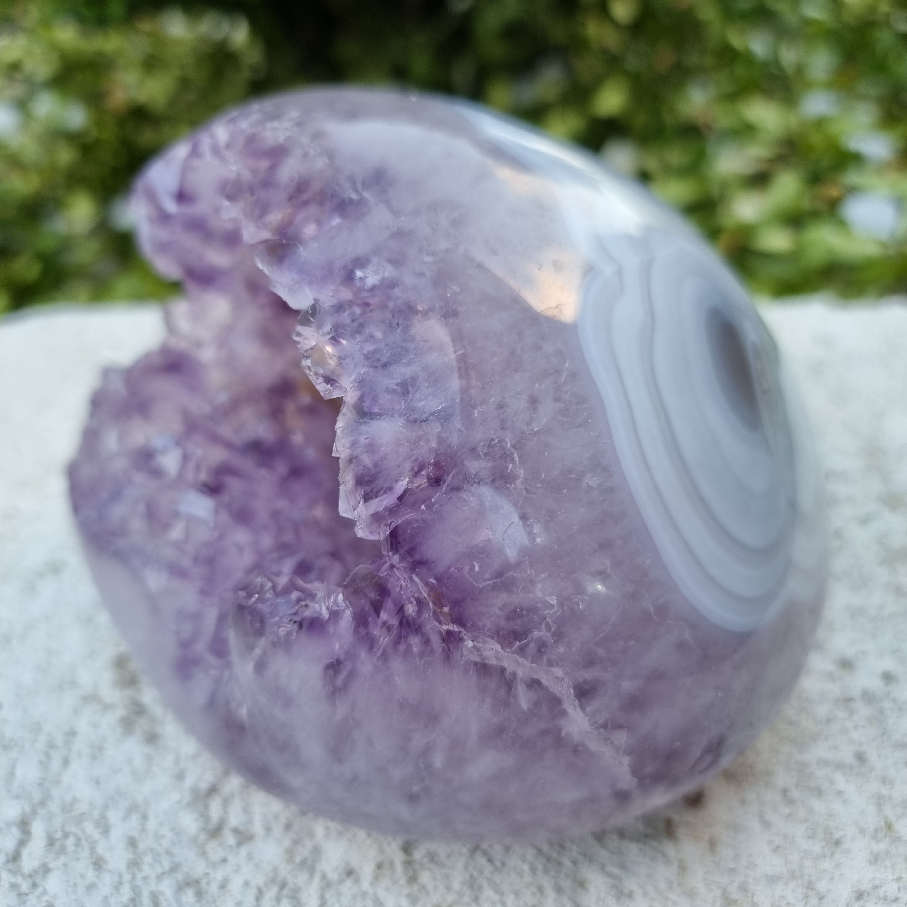 Special Amethyst Geode | Weight 1.95 Kgs, Height 9 cm | Energy, Beauty and Sophistication