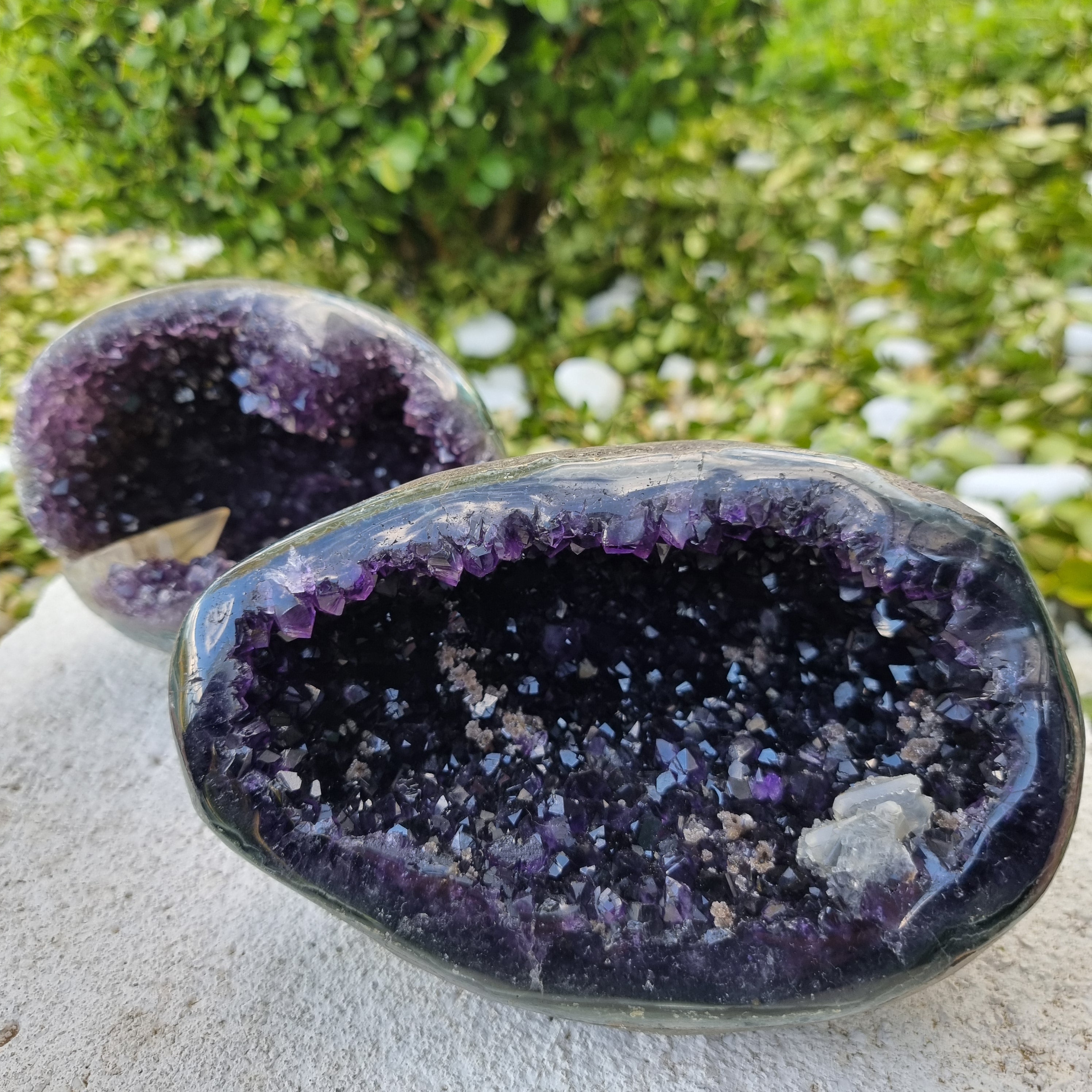 Amatista Morada Súper Especial | Peso 2,15 Kgs, Altura 11 cm | Energía, Belleza y Sofisticación