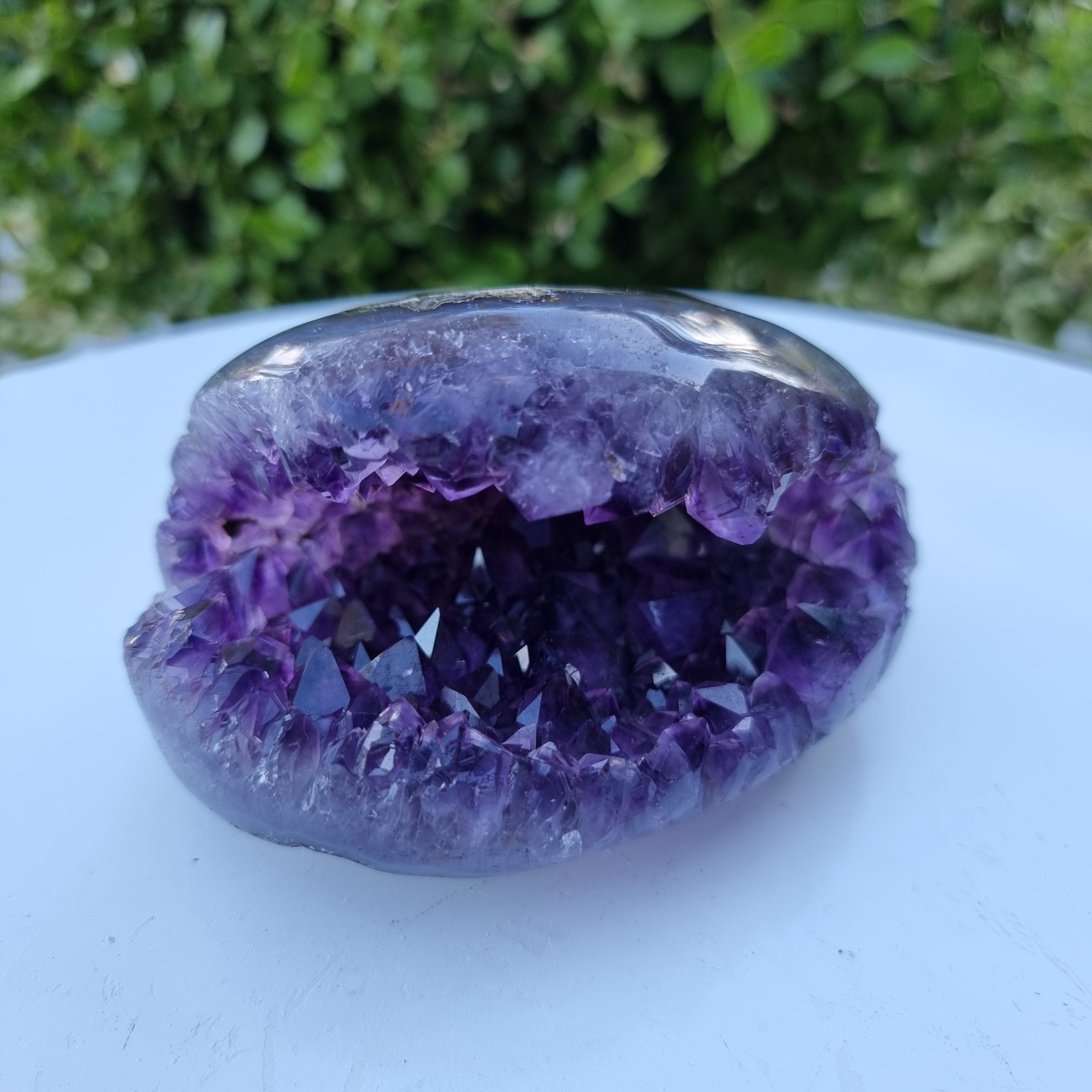Special Amethyst Geode | Weight 0.95 Kgs, Width 11 cm | Energy, Beauty, and Sophistication