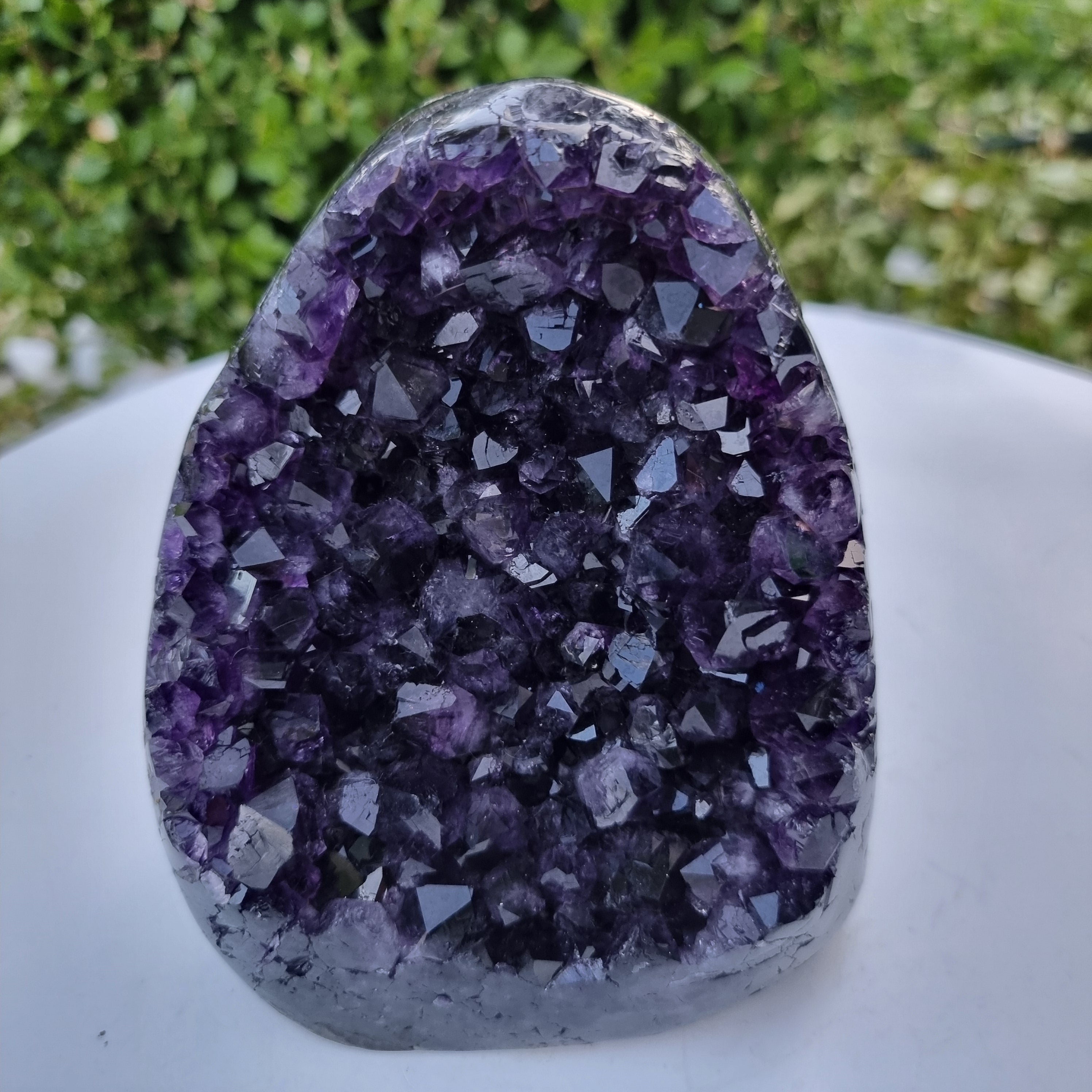 Amatista Morada Súper Especial | Peso 1,85 Kgs, Altura 15 cm | Energía, Belleza y Sofisticación