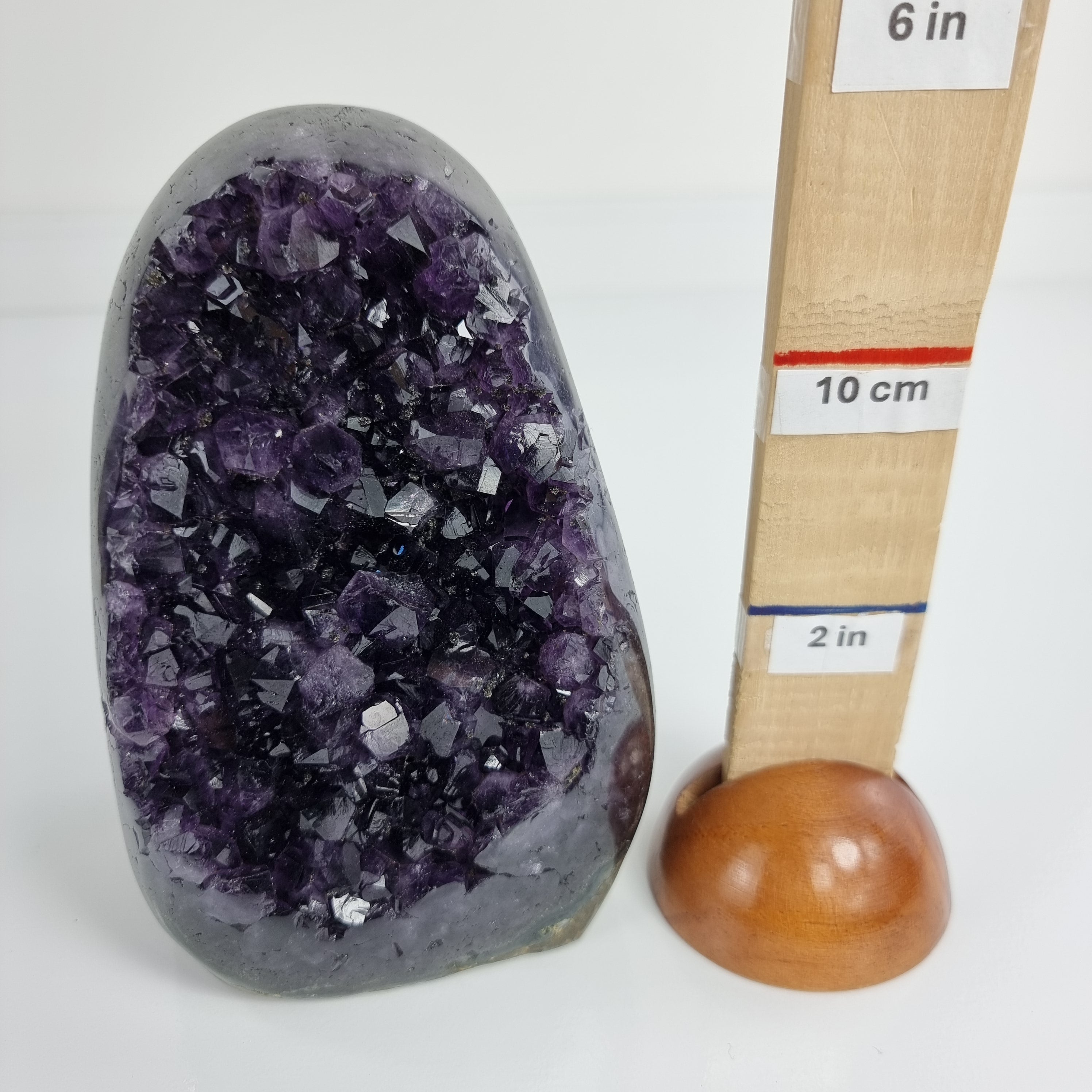 Amatista Morada Súper Especial | Peso 1,85 Kgs, Altura 15 cm | Energía, Belleza y Sofisticación