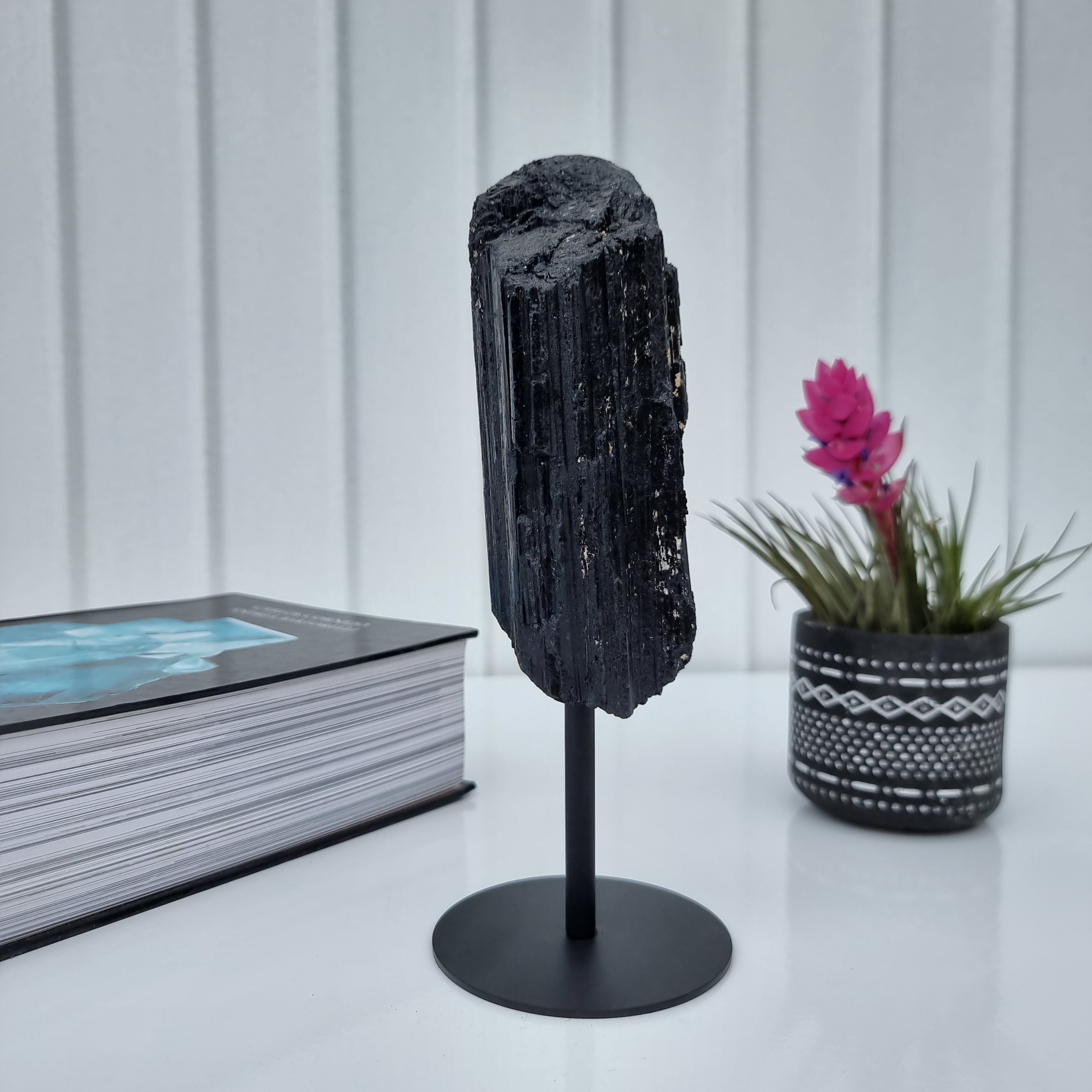 Super Special Natural Black Tourmaline | Weight 1.00 Kg, Height 20 cm | Energy, Beauty, and Sophistication