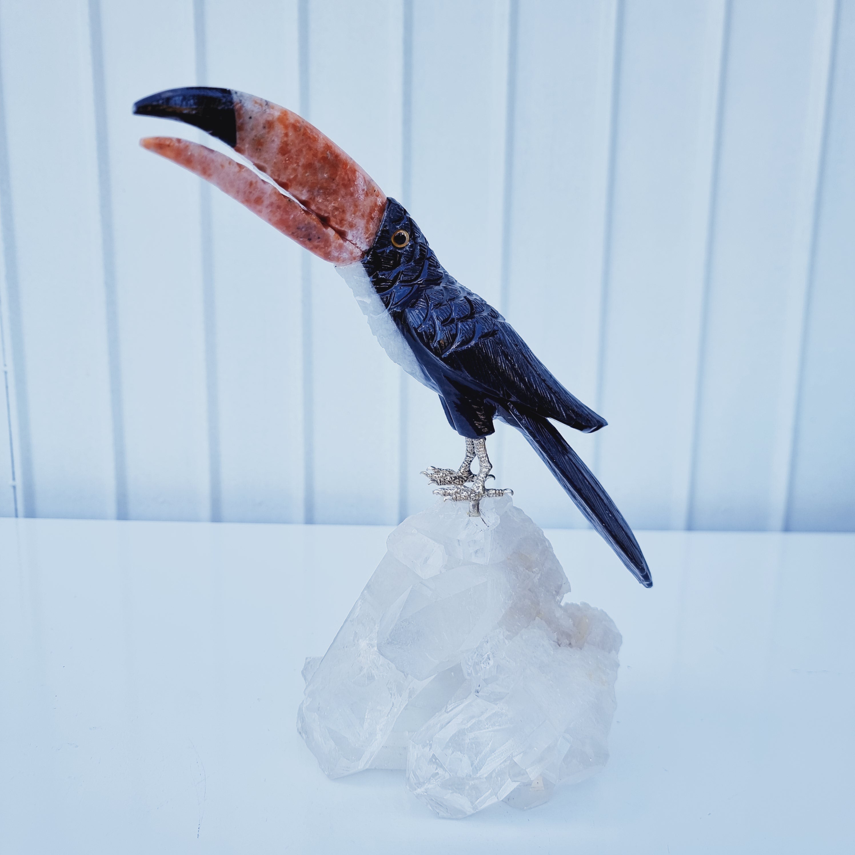 Tucán Negro de Cristal Natural Especial | Peso 1,95 kg, Altura 26 cm | Exclusivo, Energía y Belleza