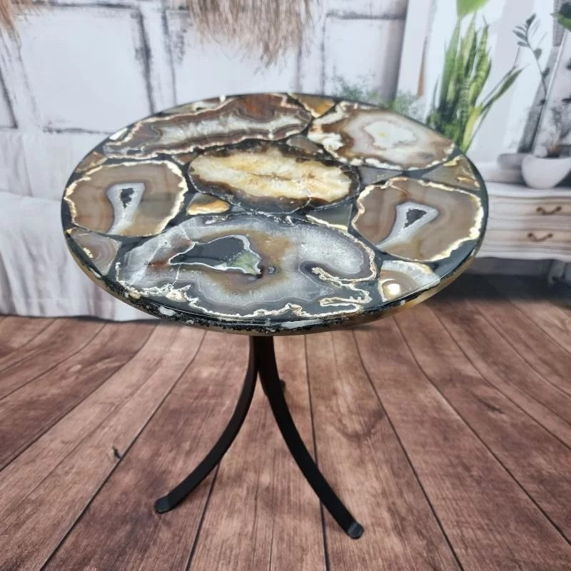 Round Agate Side Table - Agate slabs side table with black legs - Natural Agate side table