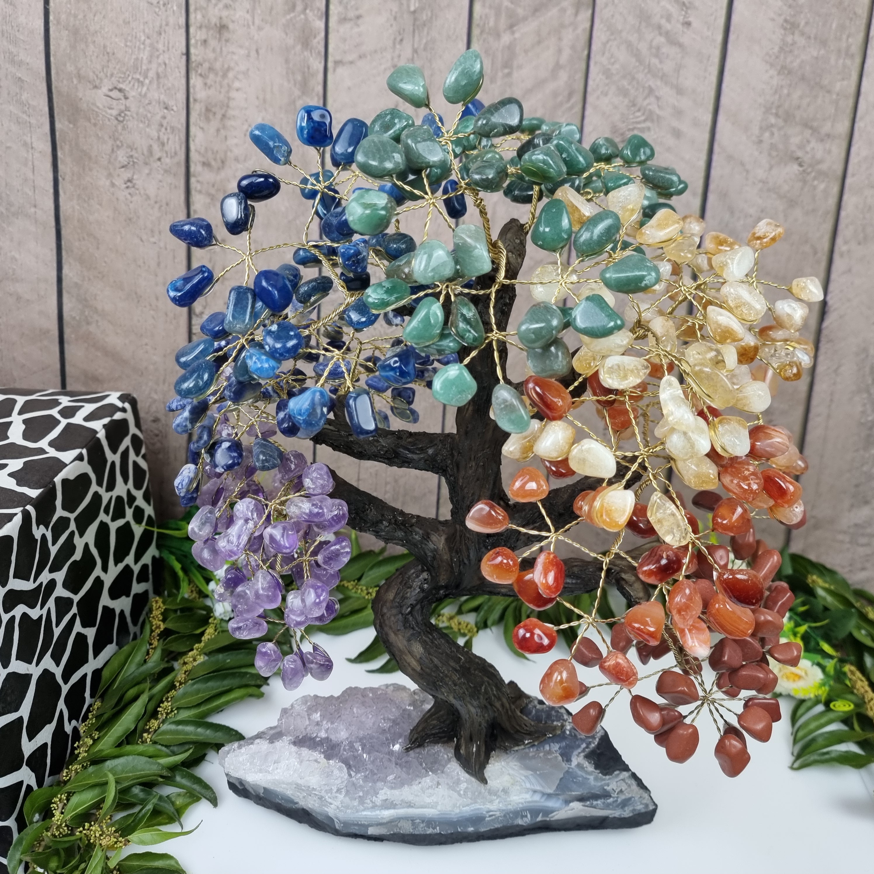 Tree 7 chakras rainbow 48 branches precious stones 350 stones 40 cm height weight 4.5 kg