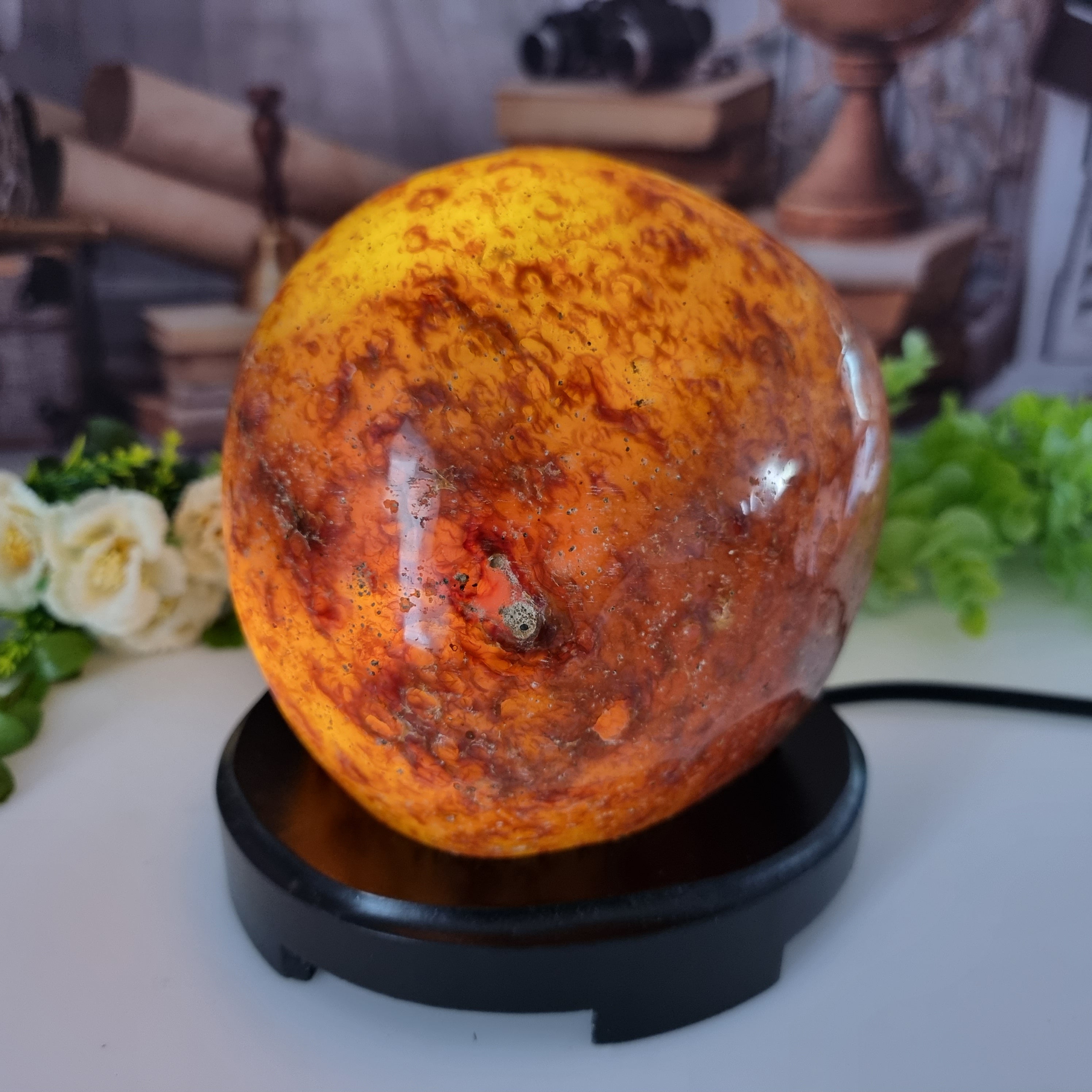 Lámpara de ágata con base de madera e iluminación LED altura 18 cm peso medio 3 kg